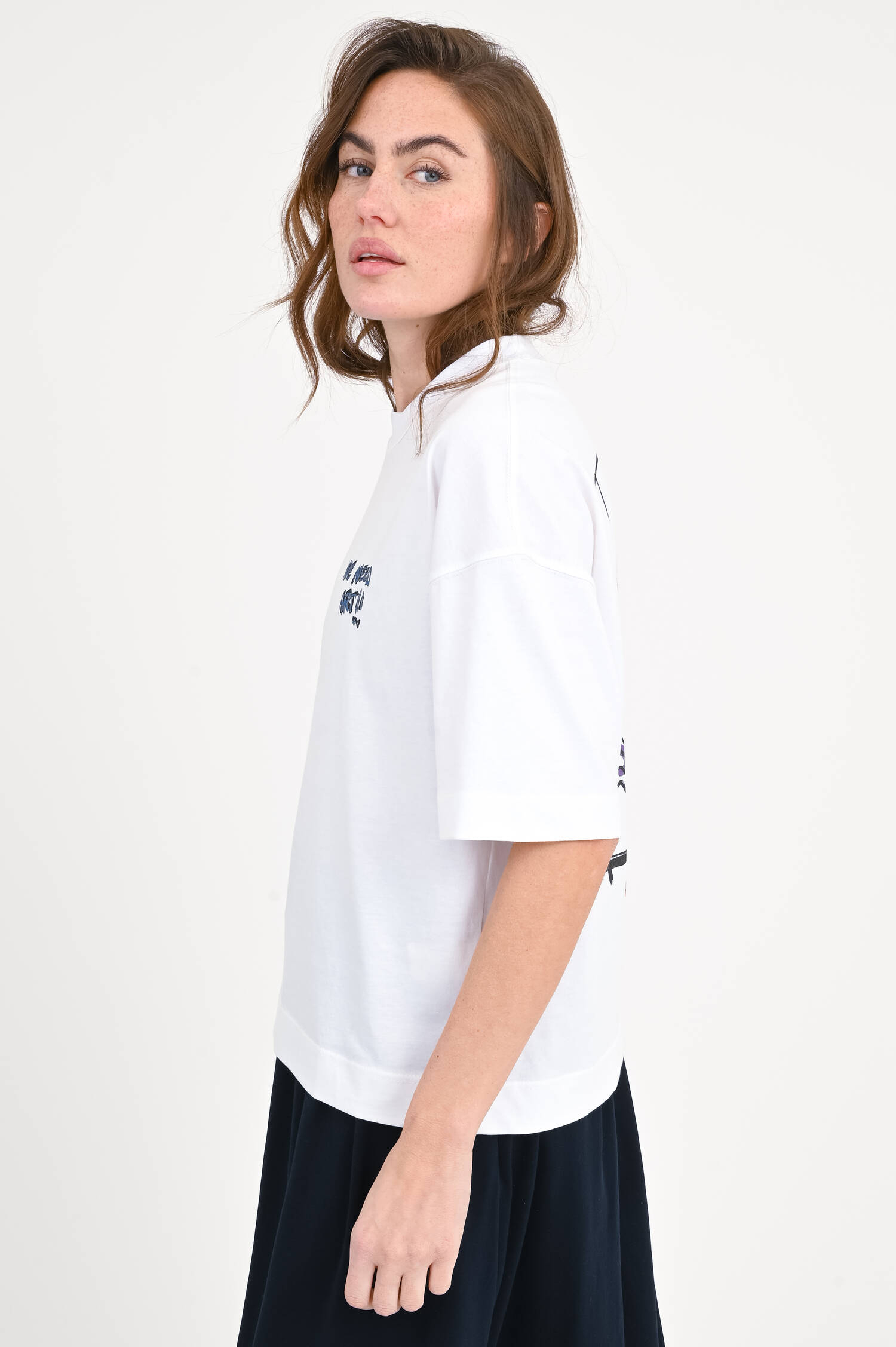 Baumwoll-Shirt mit XXL-Backprint in Weiß