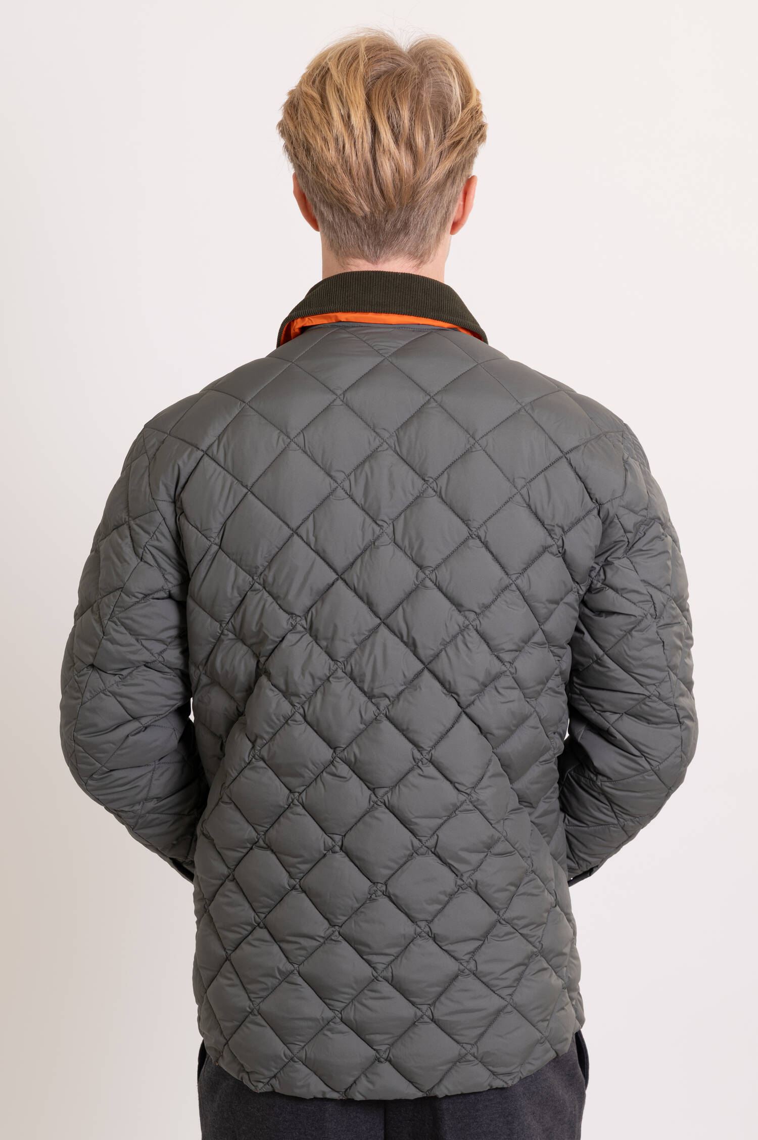 Steppjacke MIRO in Oliv