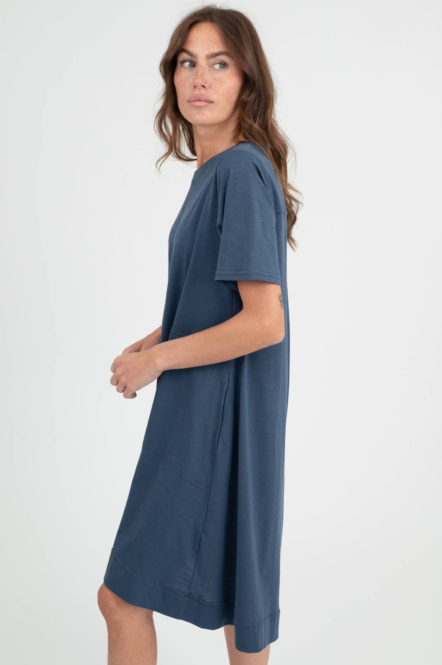 Kleid aus Baumwolle in Blau meliert Kleid aus Baumwolle in Blau meliert