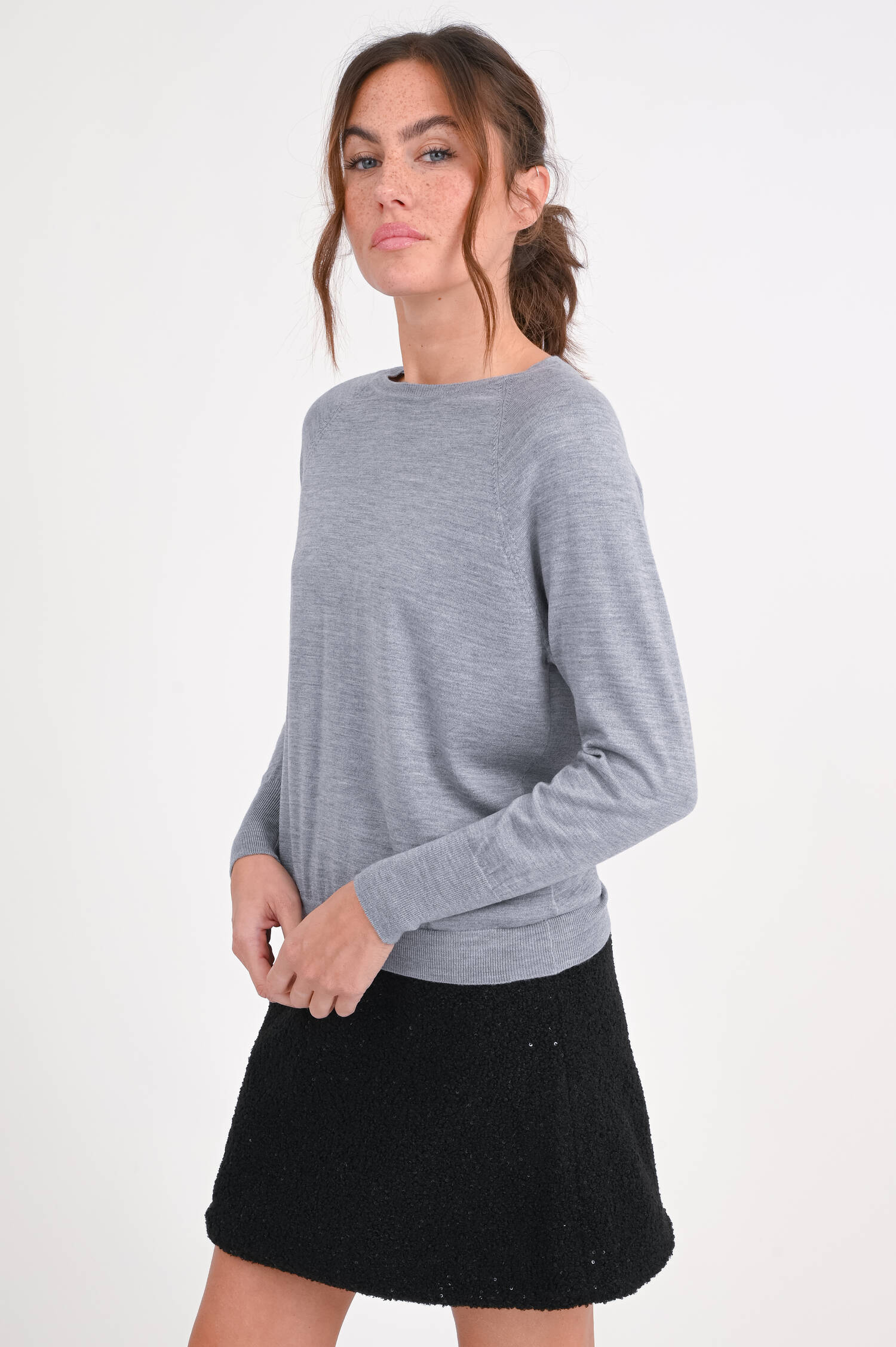 Pullover aus Woll-Seide-Mix in Grau