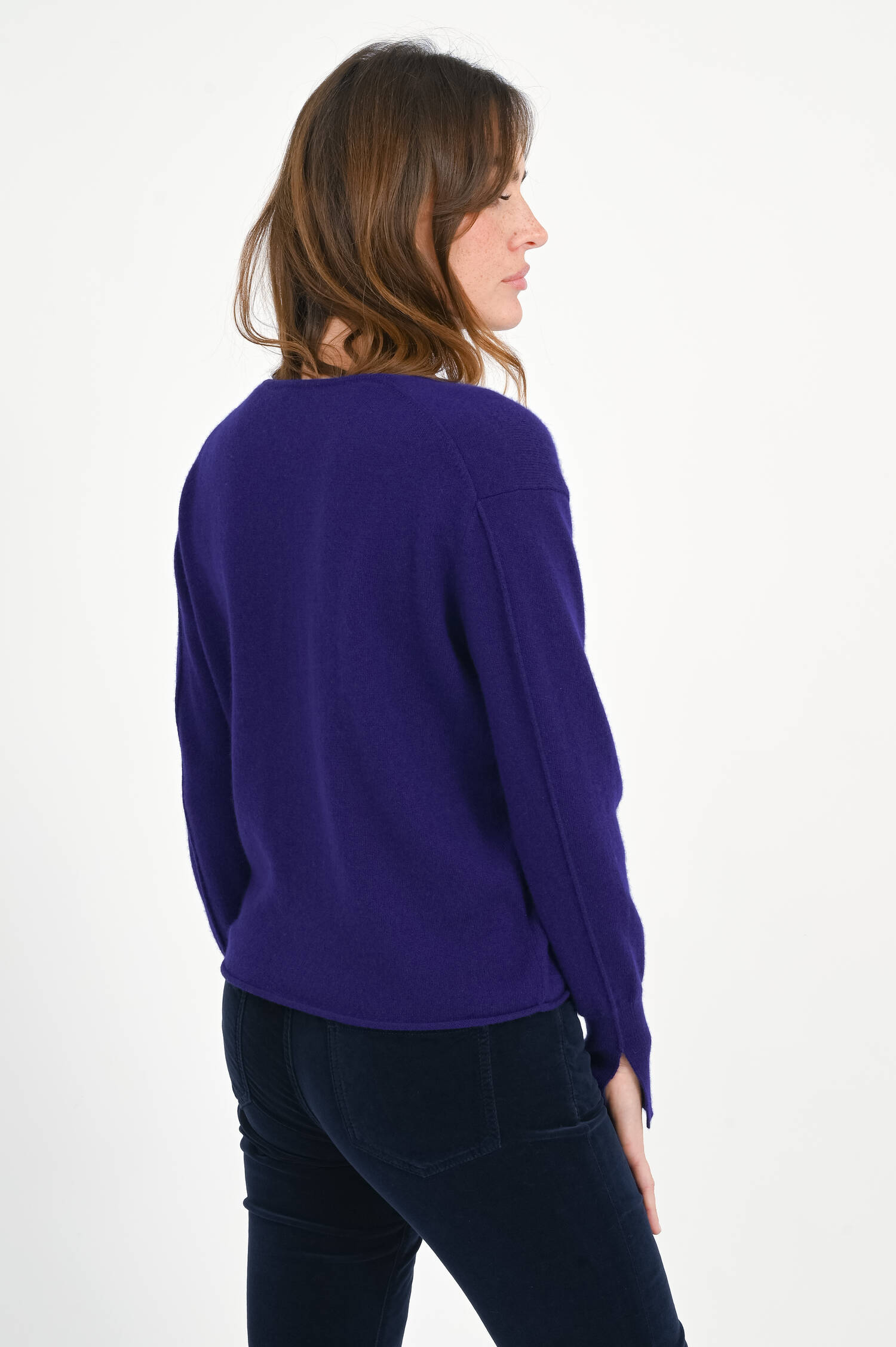 Cashmere-Pullover mit V-Neck in Kobaltblau Cashmere-Pullover mit V-Neck in Kobaltblau