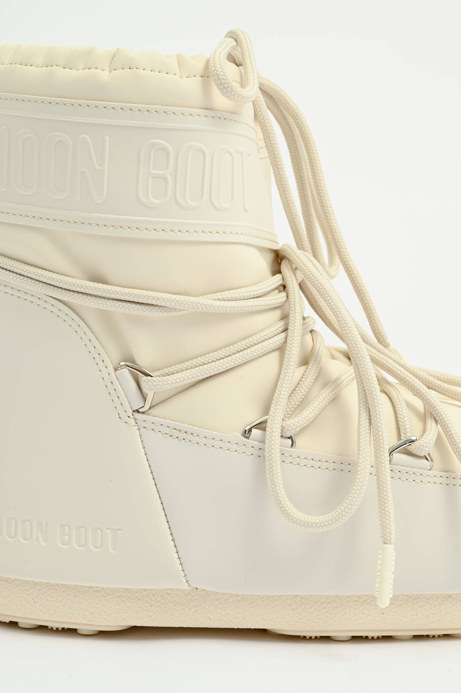 Moon Boot ICON FASHION LOW in Creme