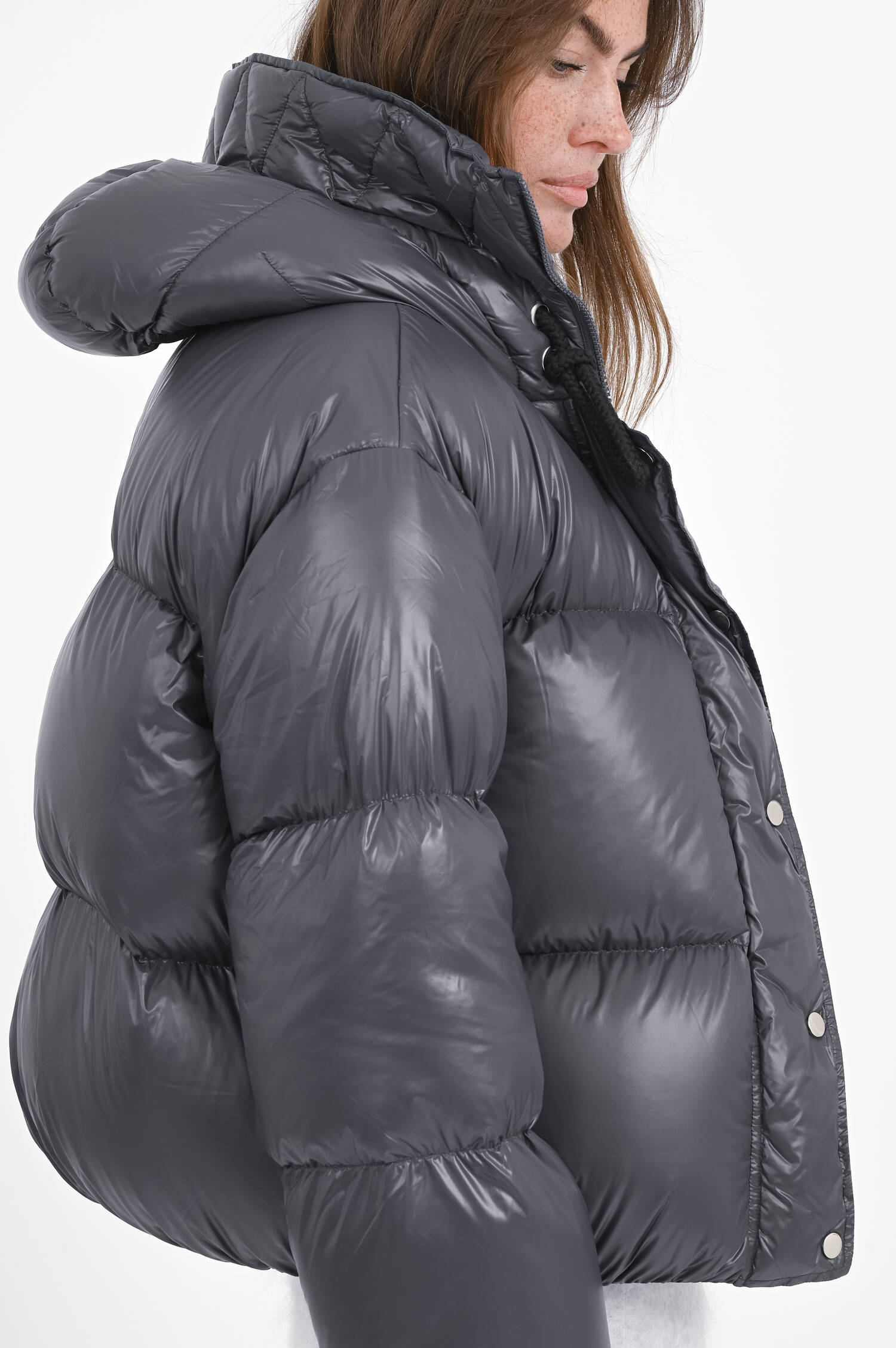 Leichte Daunenjacke in Anthrazit