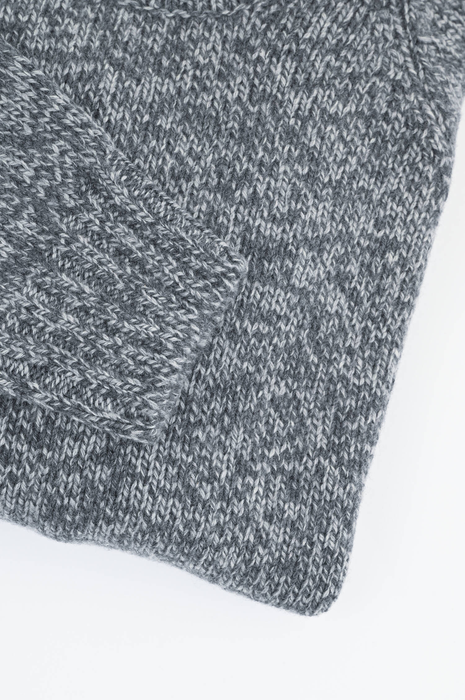 Strickpullover aus Wolle in Grau meliert