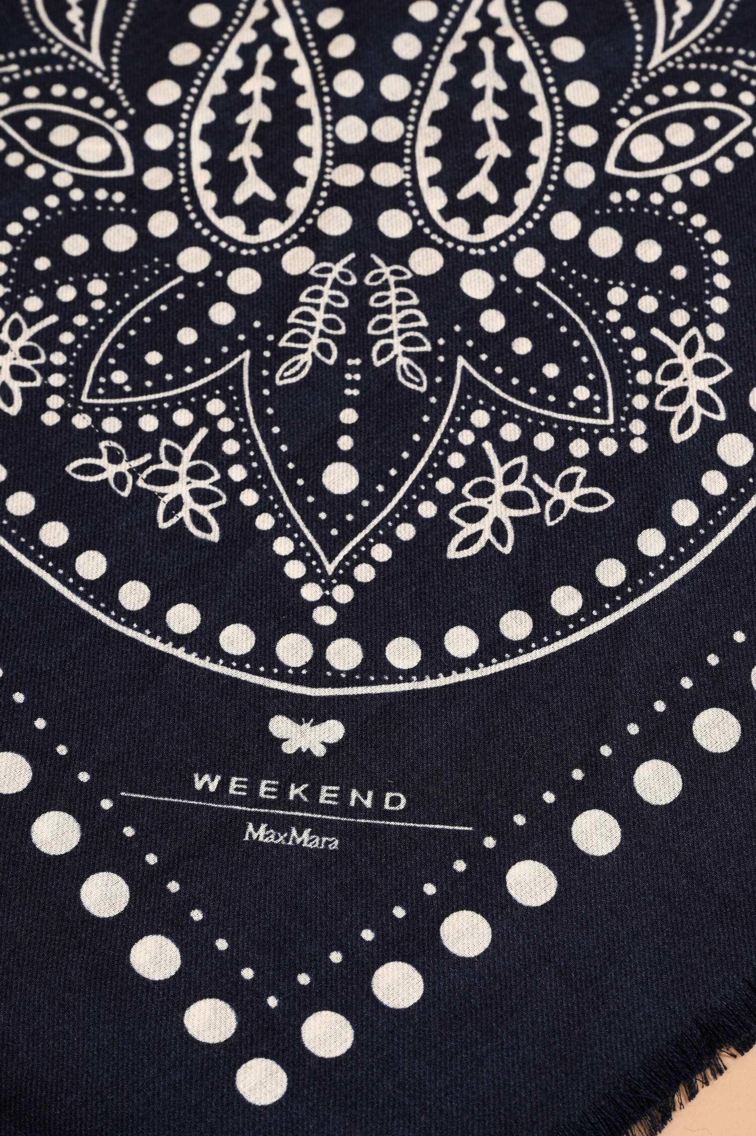 Stola-Tuch EDUCATA in Nachtblau gemustert