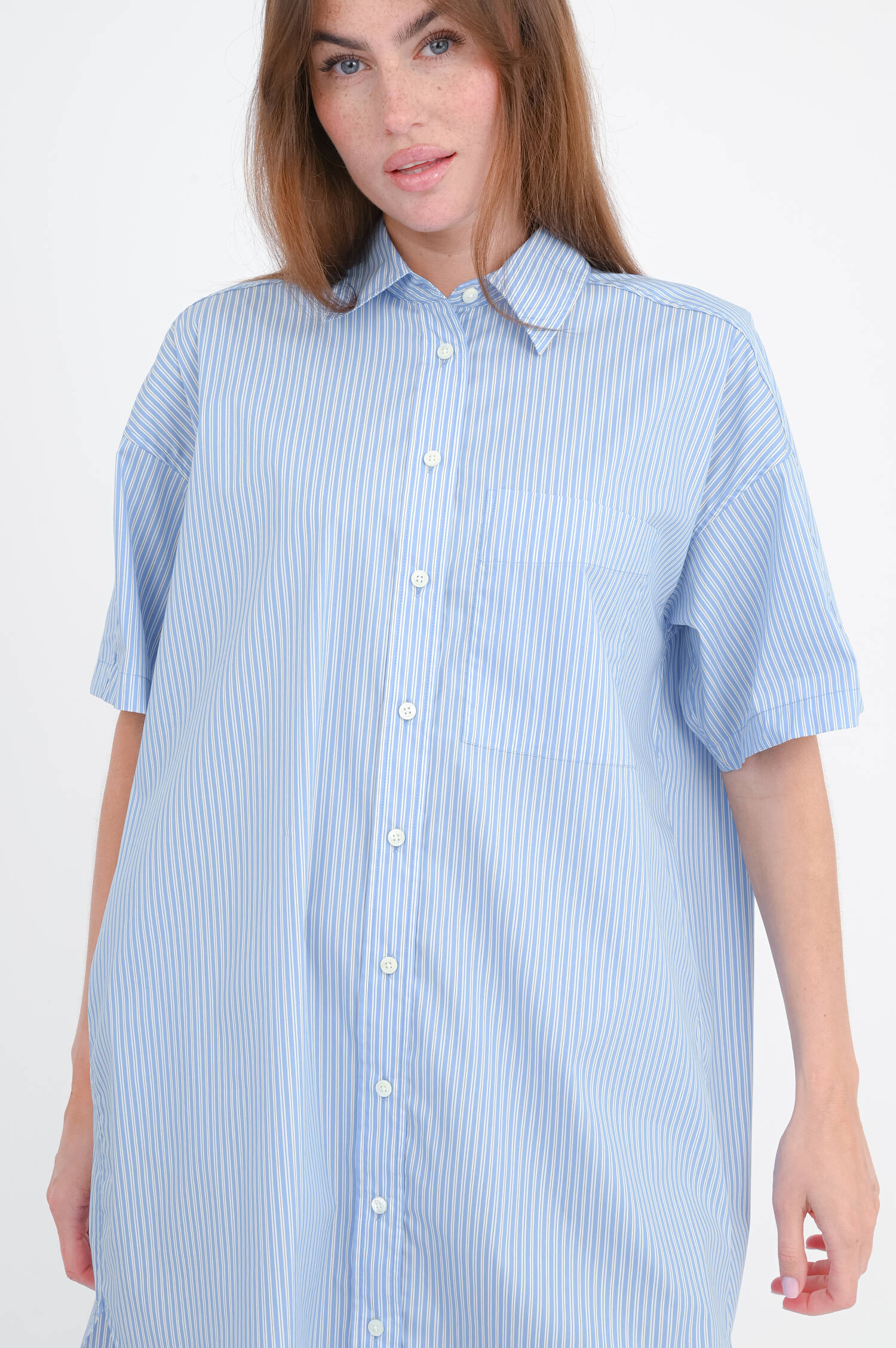 Shirtdress aus Baumwoll-Mix in Blau/Weiß gestreift
