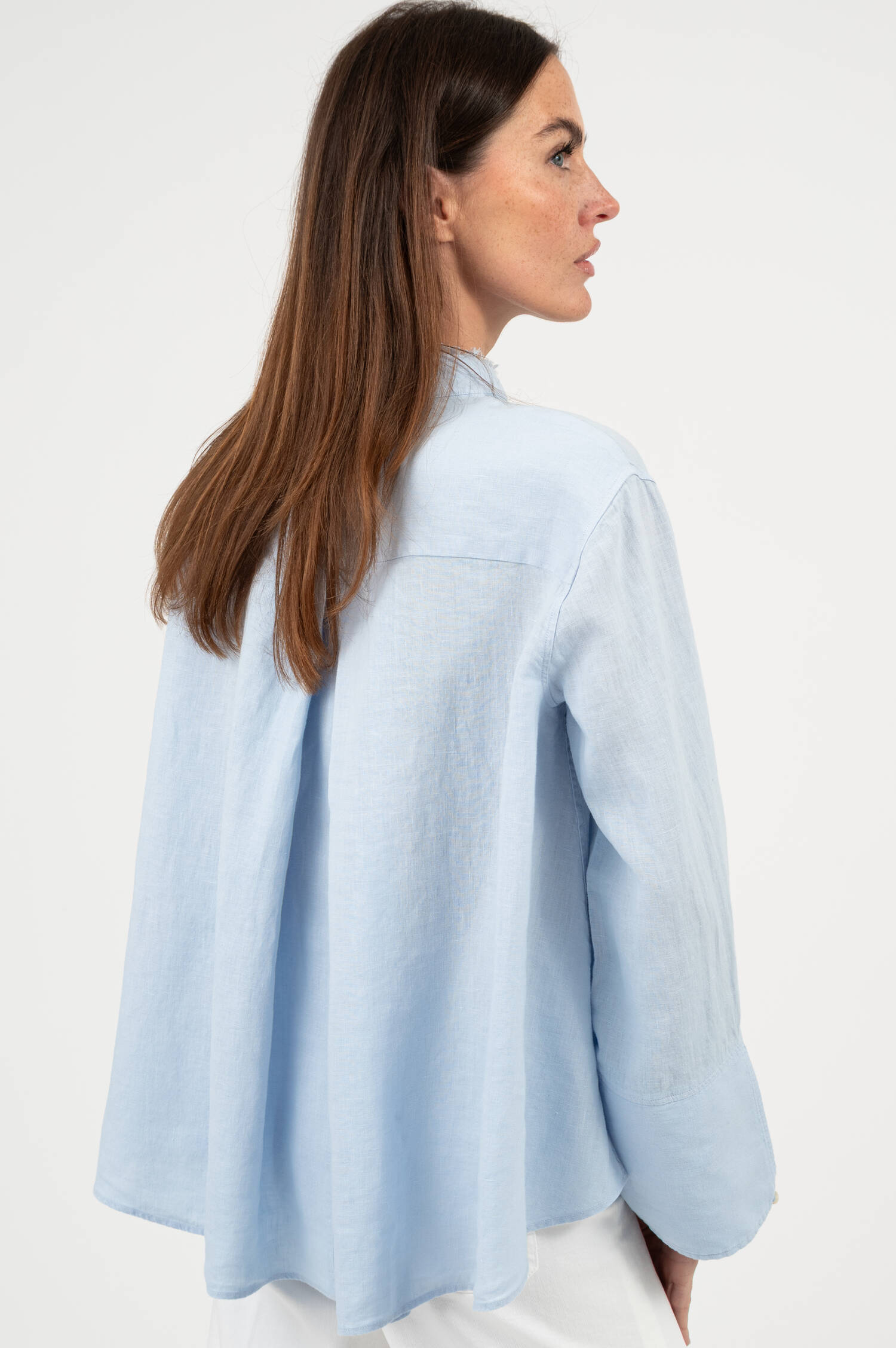Leinenbluse in Hellblau