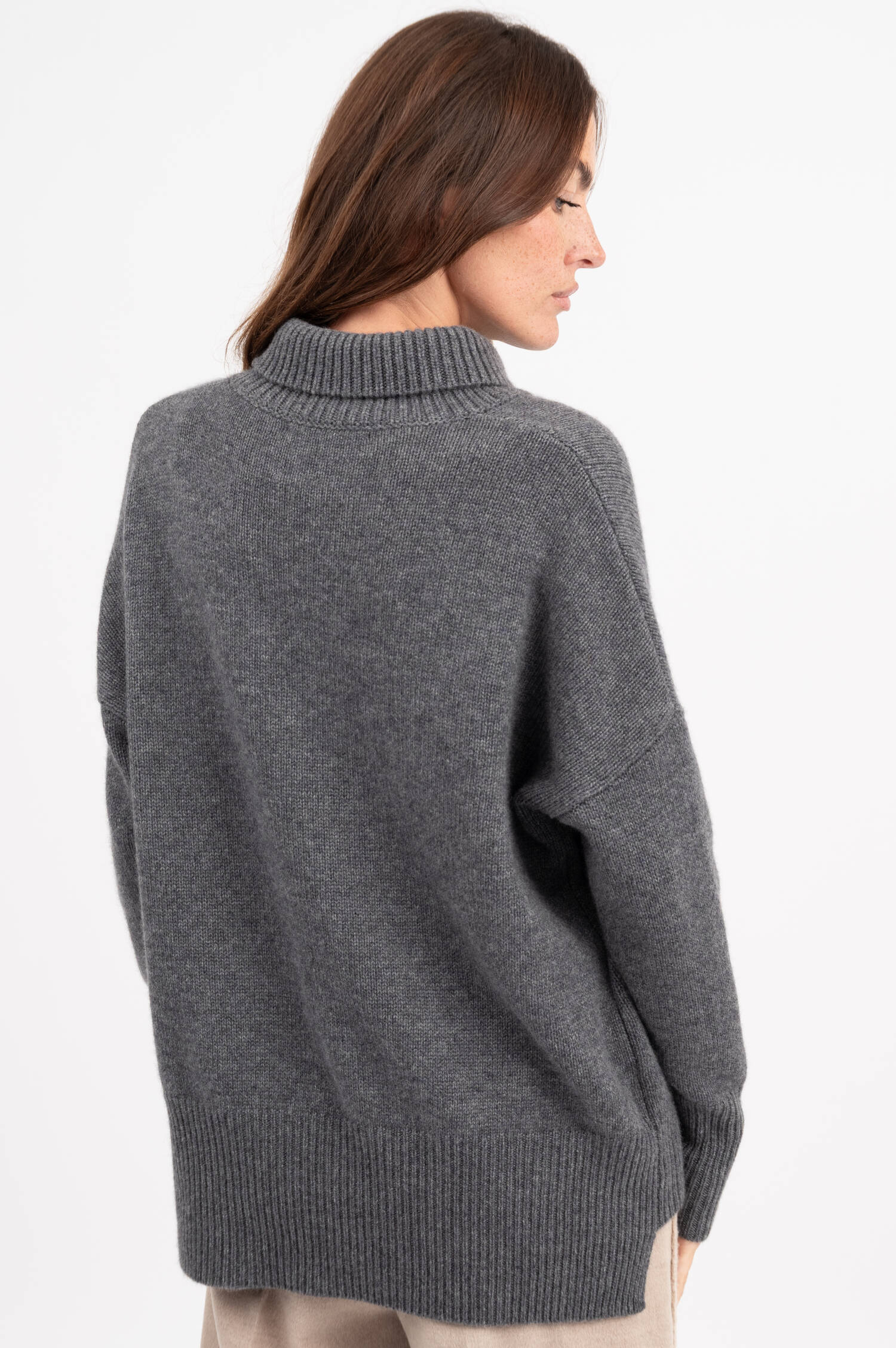 Pullover HEIDI in Graphite Pullover HEIDI in Graphite