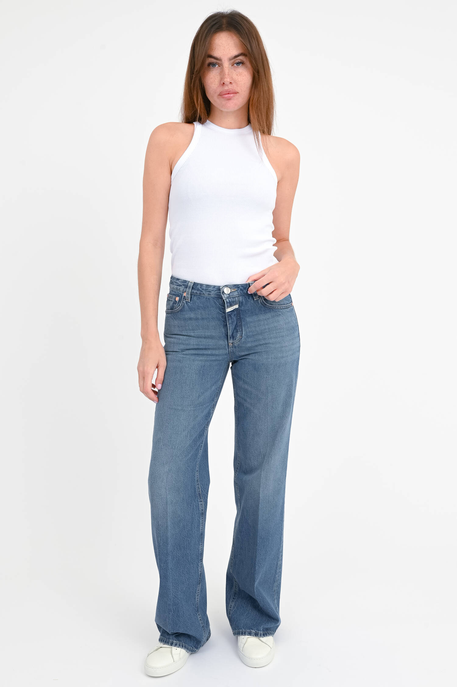 Jeans GILLIAN mit ausgestelltem Bein in Mid Blue Jeans GILLIAN mit ausgestelltem Bein in Mid Blue