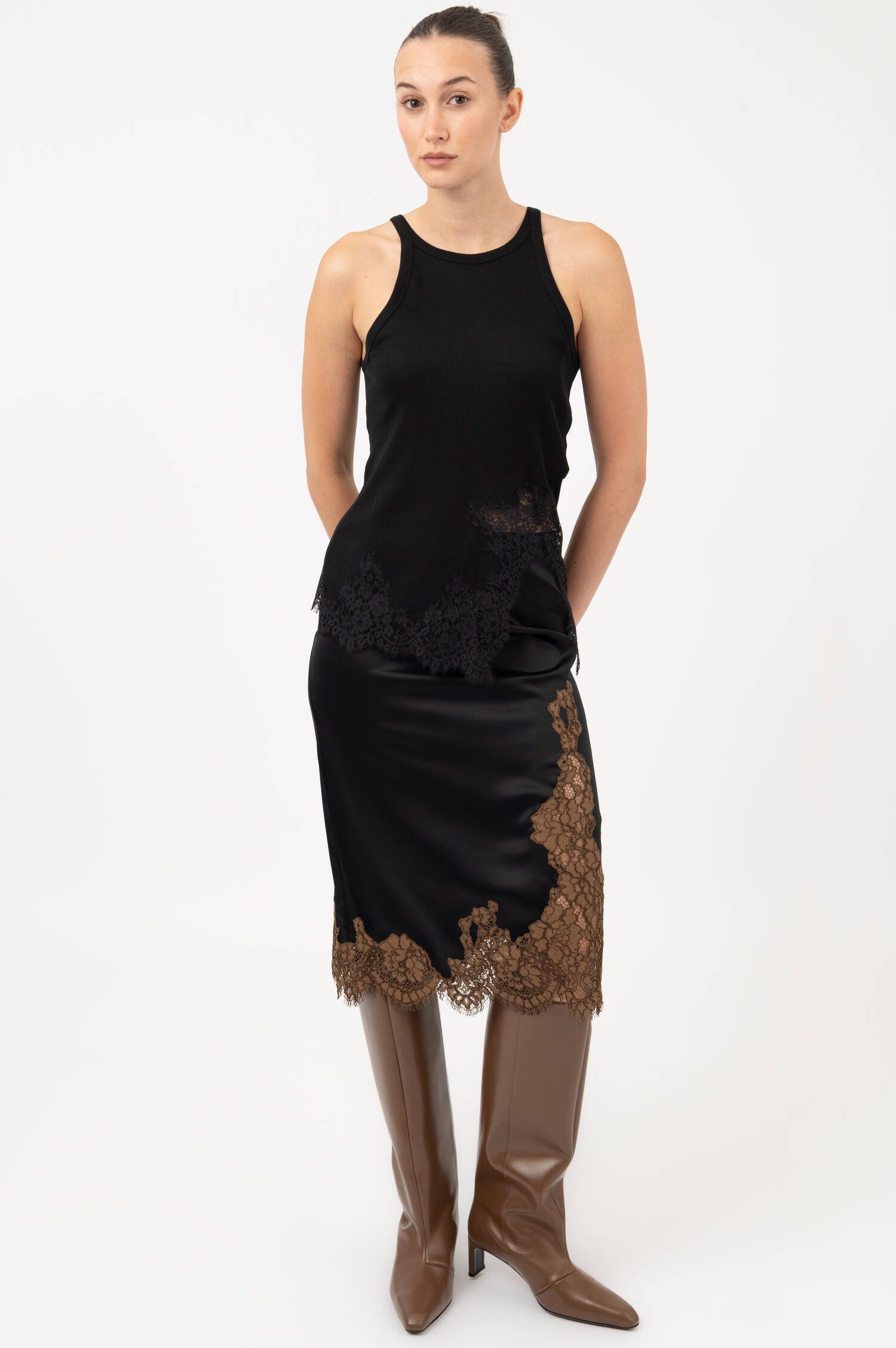 Tanktop mit Spitze in Schwarz