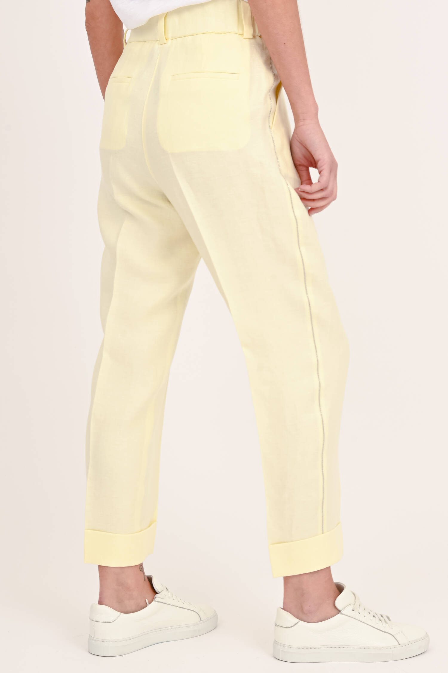 Leinenhose mit Perlen in zartem Gelb