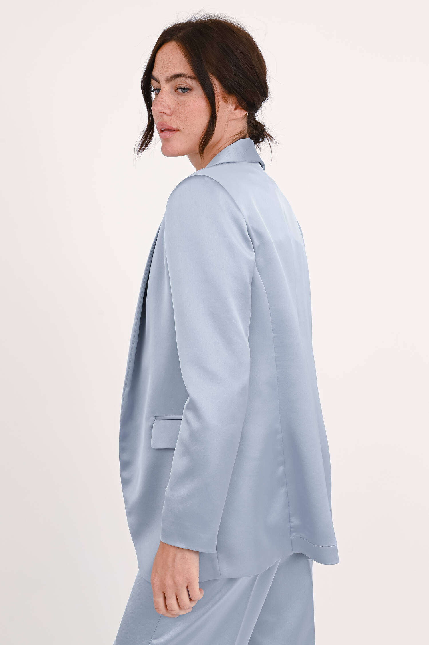 Oversize-Satinblazer in Graublau Oversize-Satinblazer in Graublau