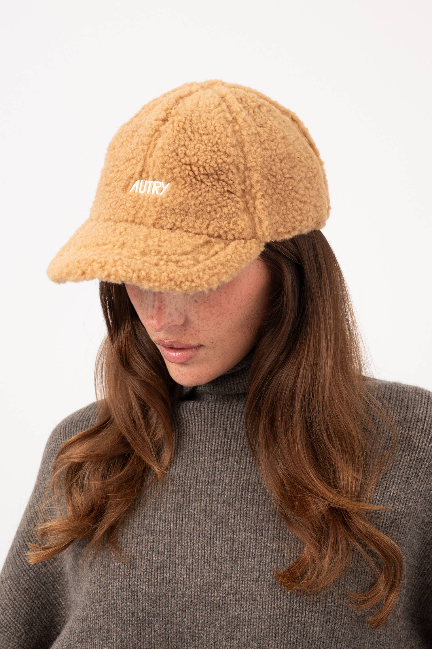 Teddy-Basecap mit Logo-Stickerei in Braun Teddy-Basecap mit Logo-Stickerei in Braun