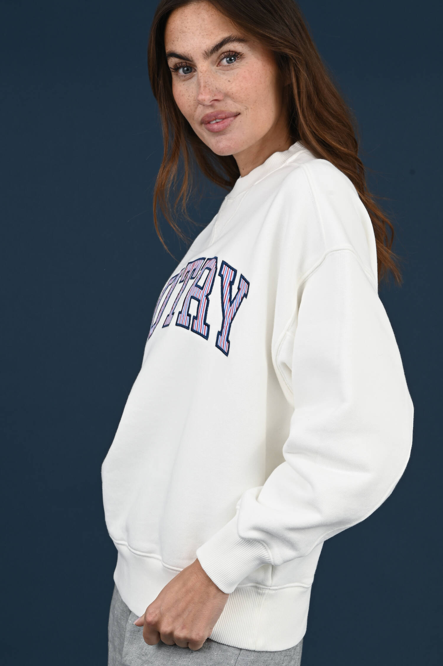 Jersey Sweater mit AUTRY Aufstick in Weiß Jersey Sweater mit AUTRY Aufstick in Weiß