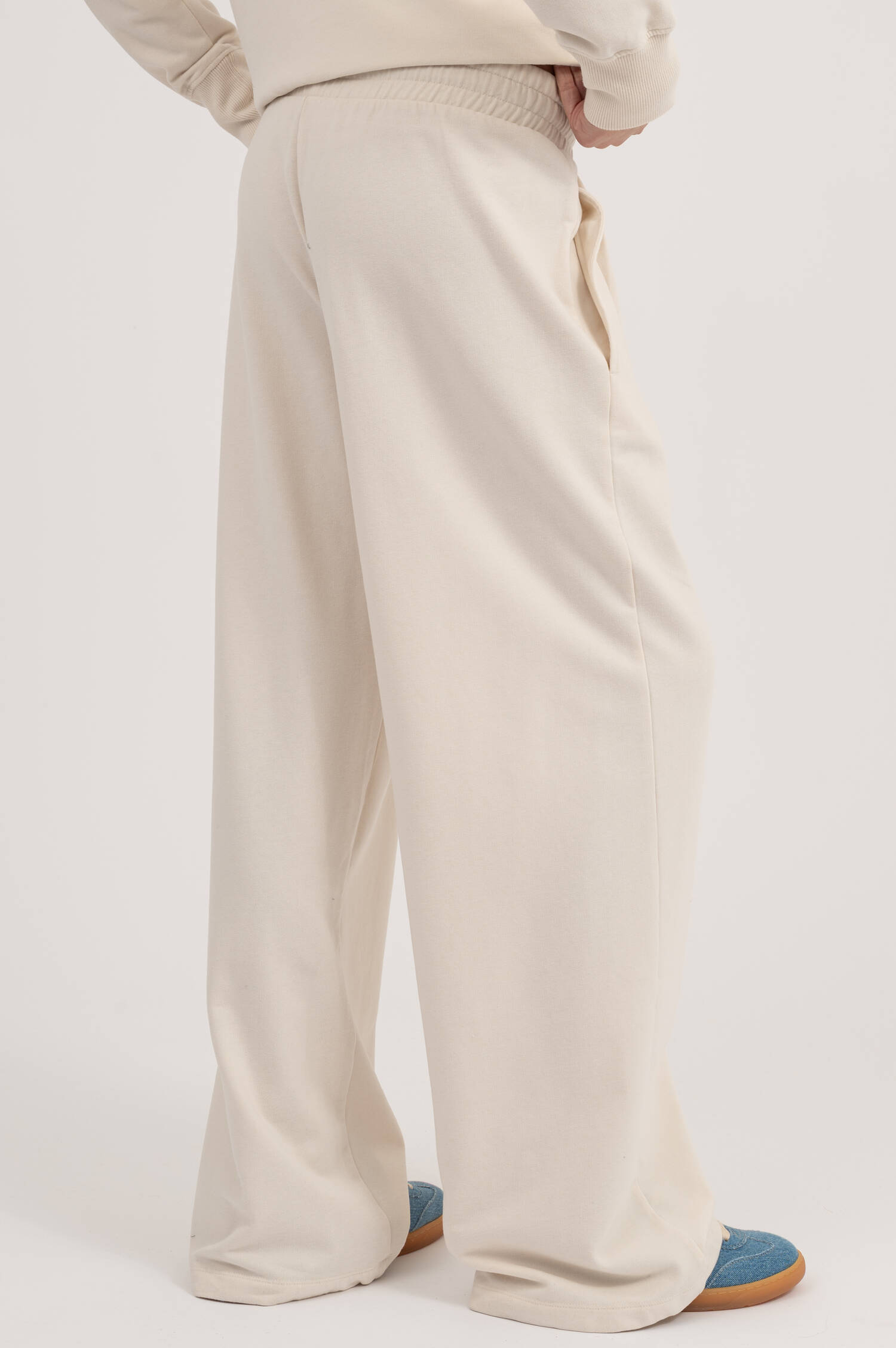 Hose mit weitem Bein in Creme