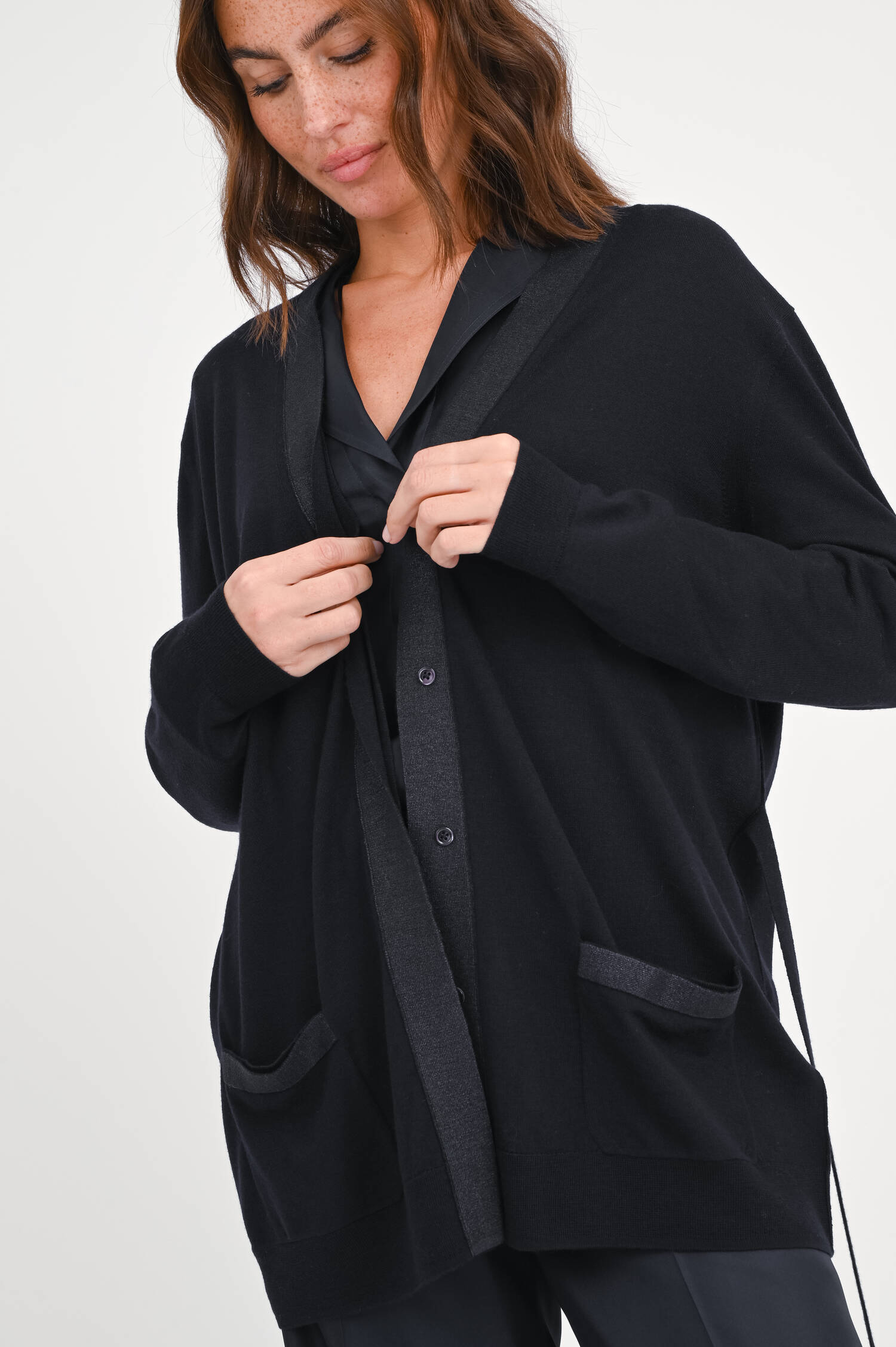 Cardigan aus Wolle in Navy