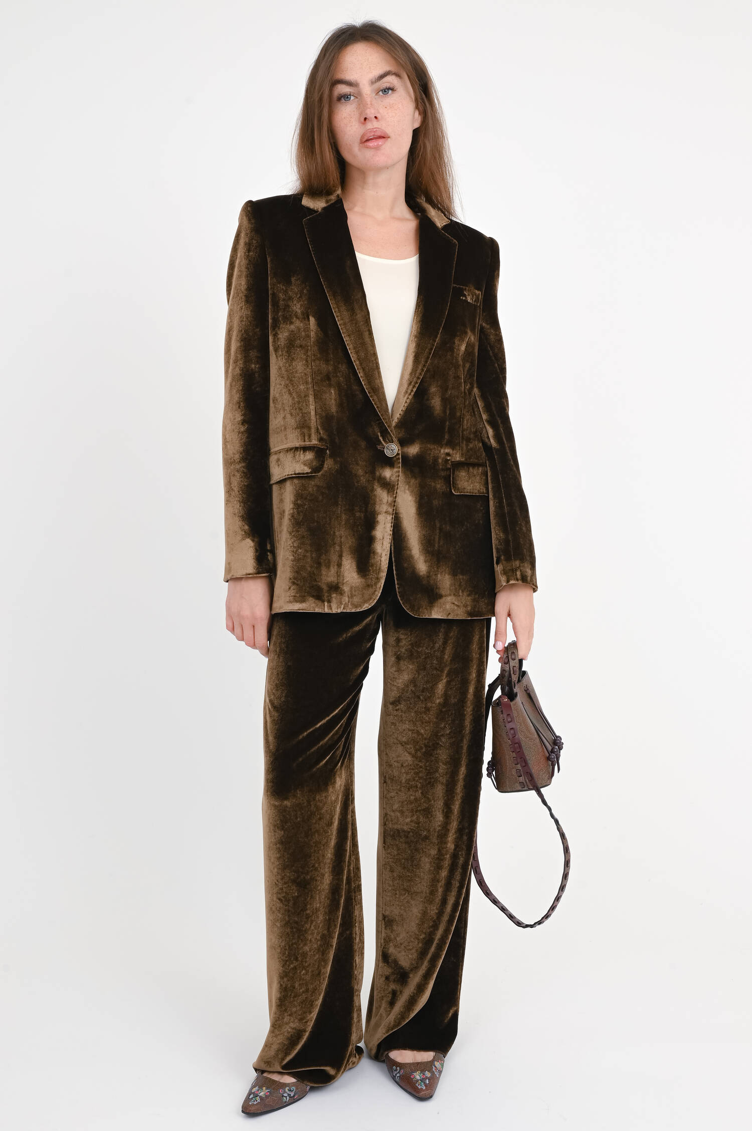 Samthose aus Viskose-Seiden-Mix in Glossy Tabak