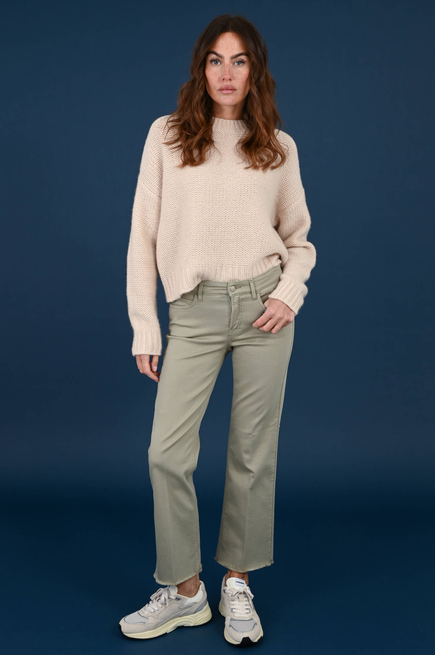 Jeans FRANCESCA in Oliv Jeans FRANCESCA in Oliv