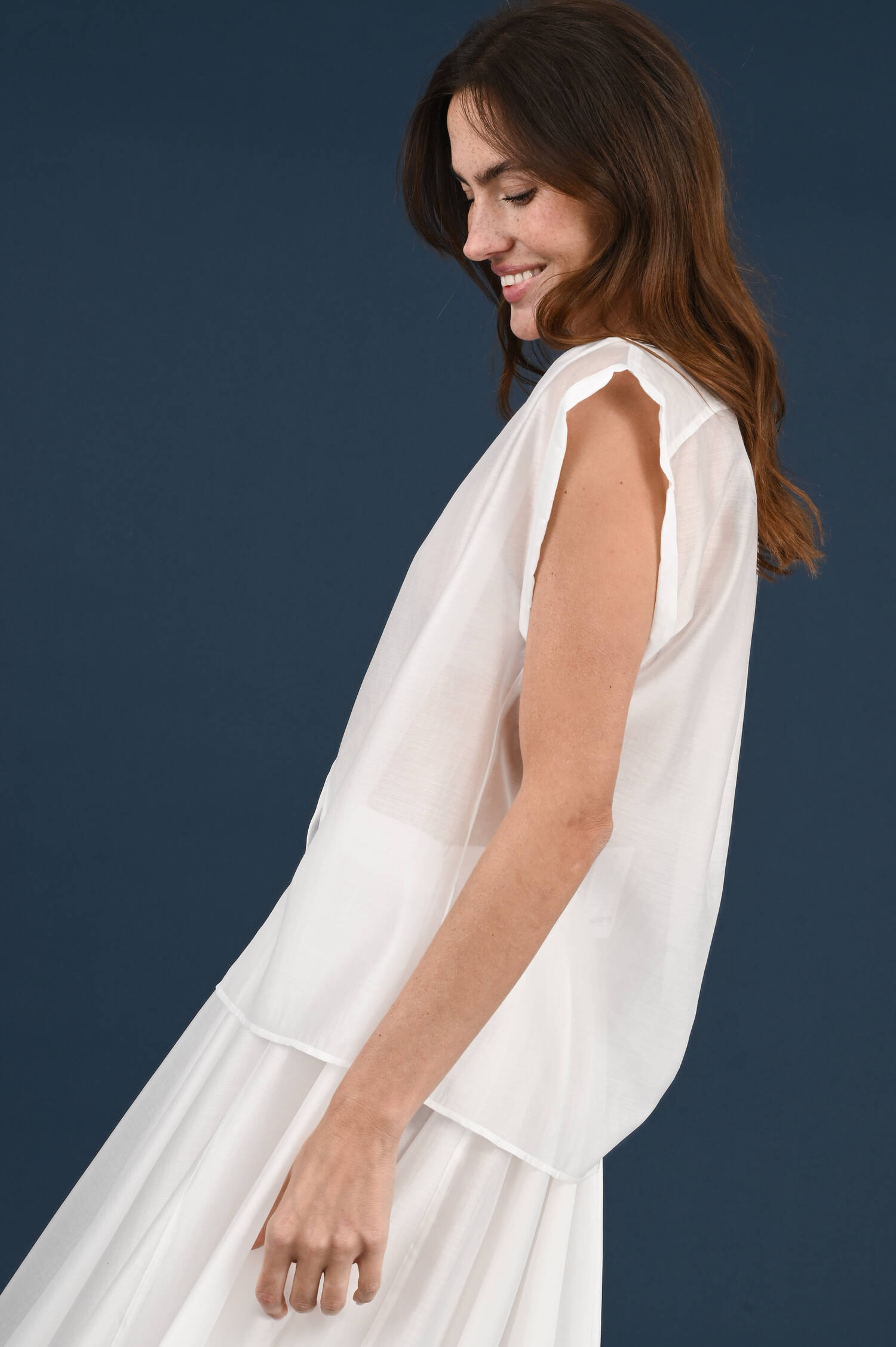 Weite Ärmellose Bluse in Bianco