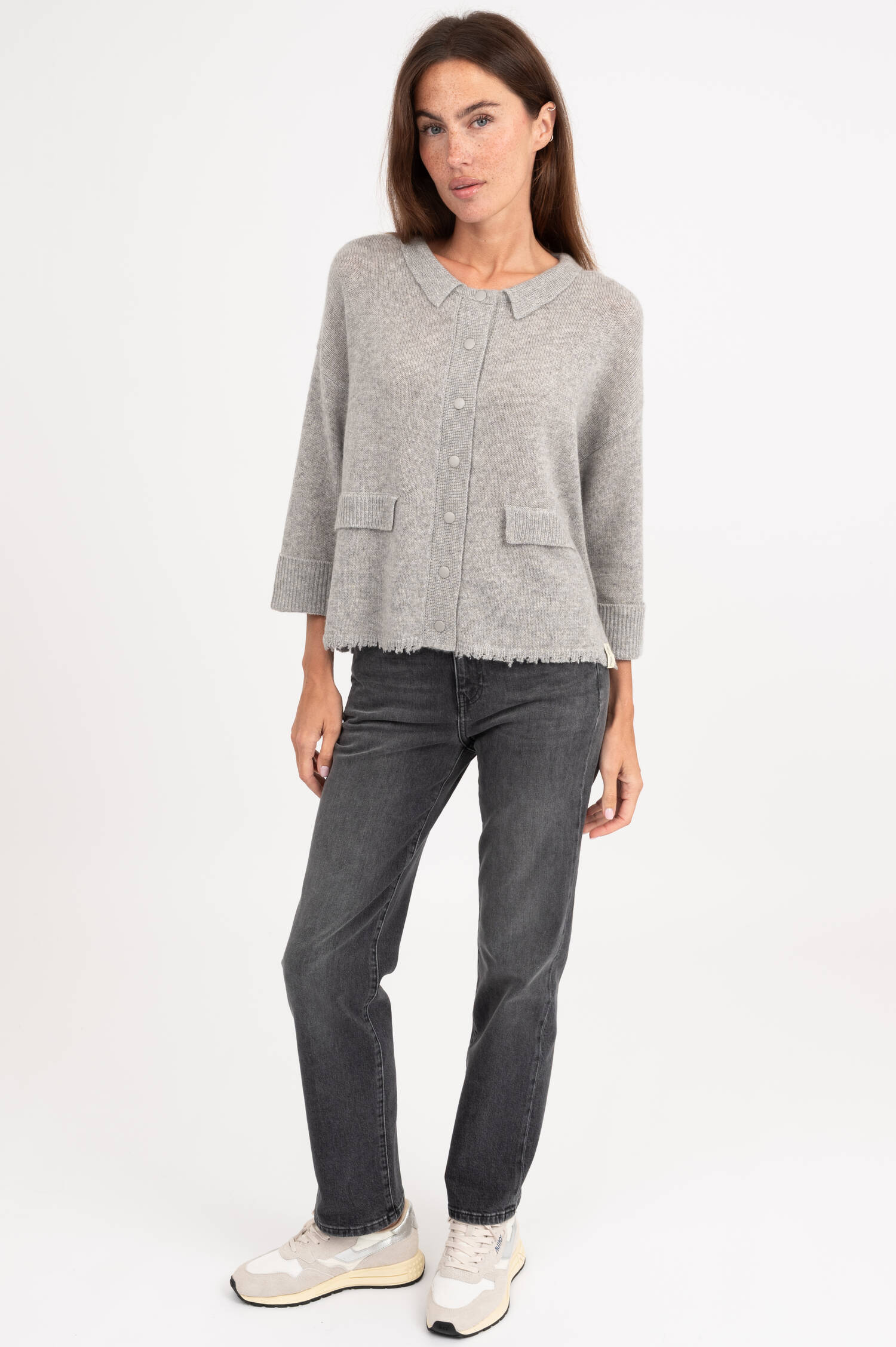 Strickjacke aus Cash-Mix in Grau meliert Strickjacke aus Cash-Mix in Grau meliert