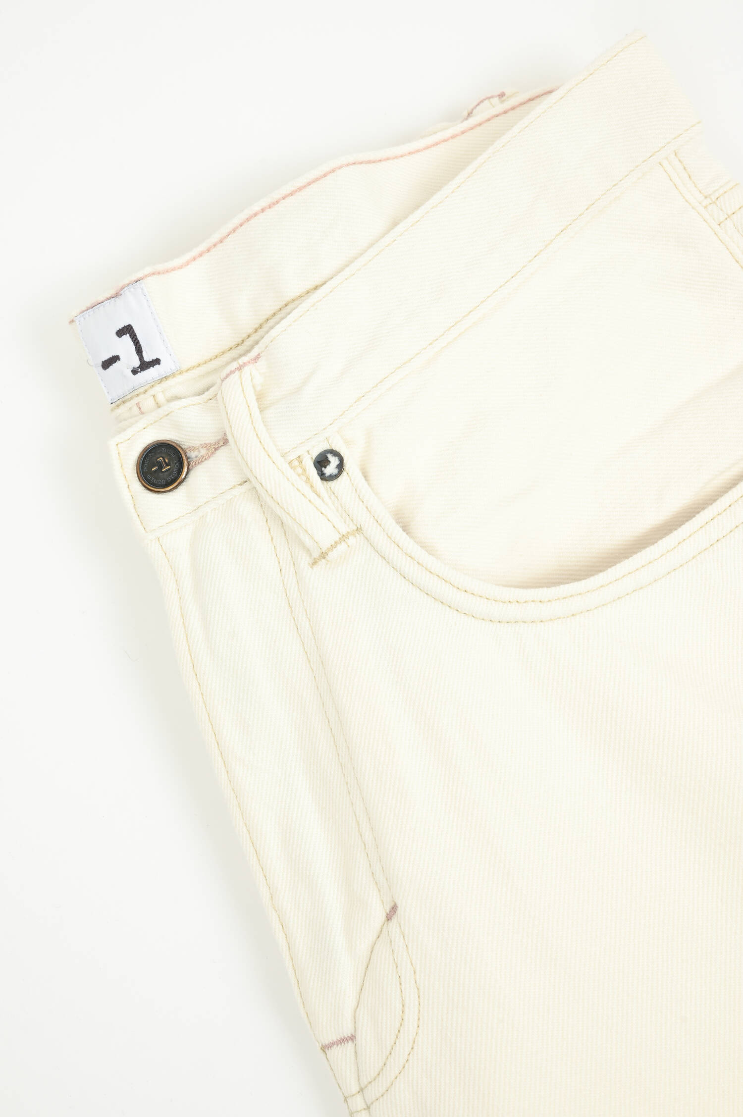 Jeans in Summer White Jeans in Summer White