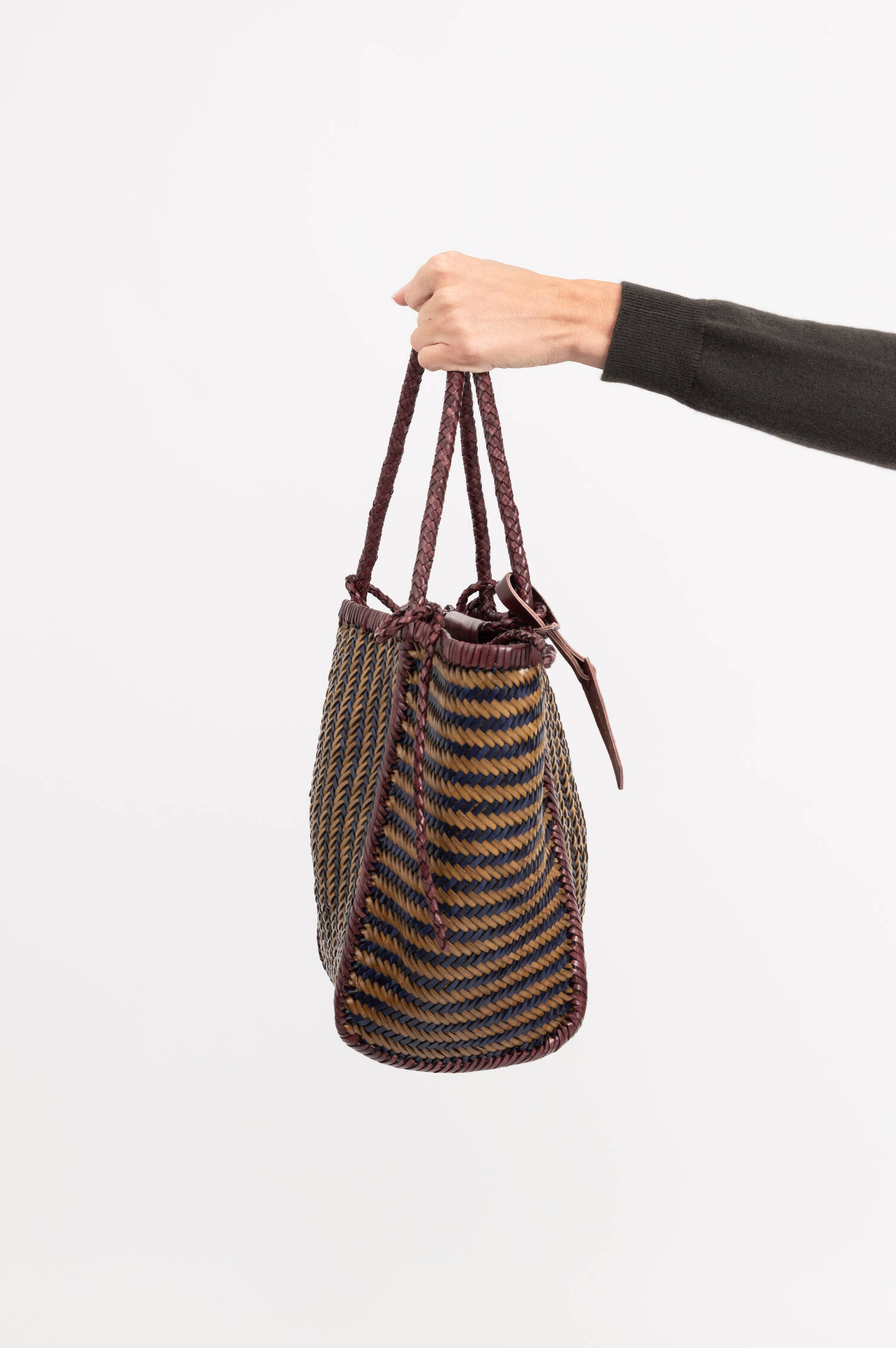 Geflochtener Leder Shopper RUBENS in Oliv/Blau Geflochtener Leder Shopper RUBENS in Oliv/Blau