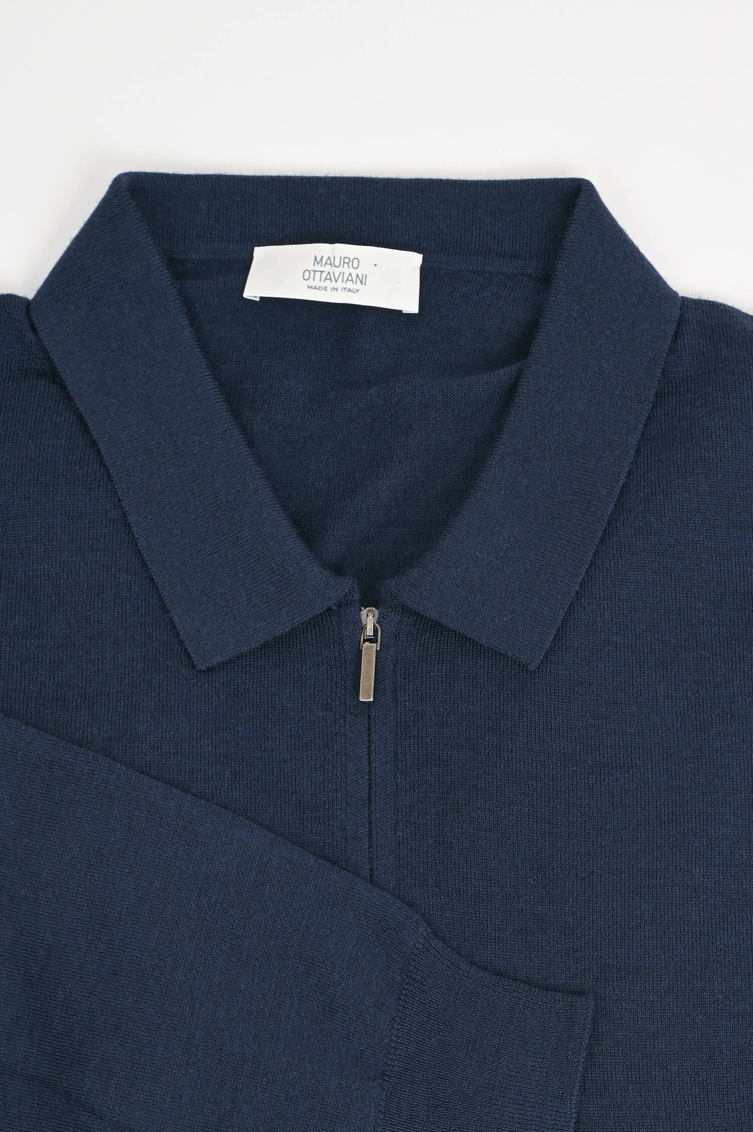 Feinstrickpullover aus Wolle in Navy