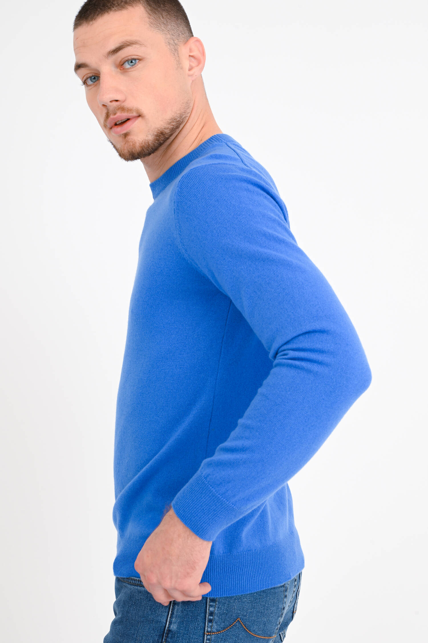 Rundhals-Pullover aus Cashmere in Mittelblau
