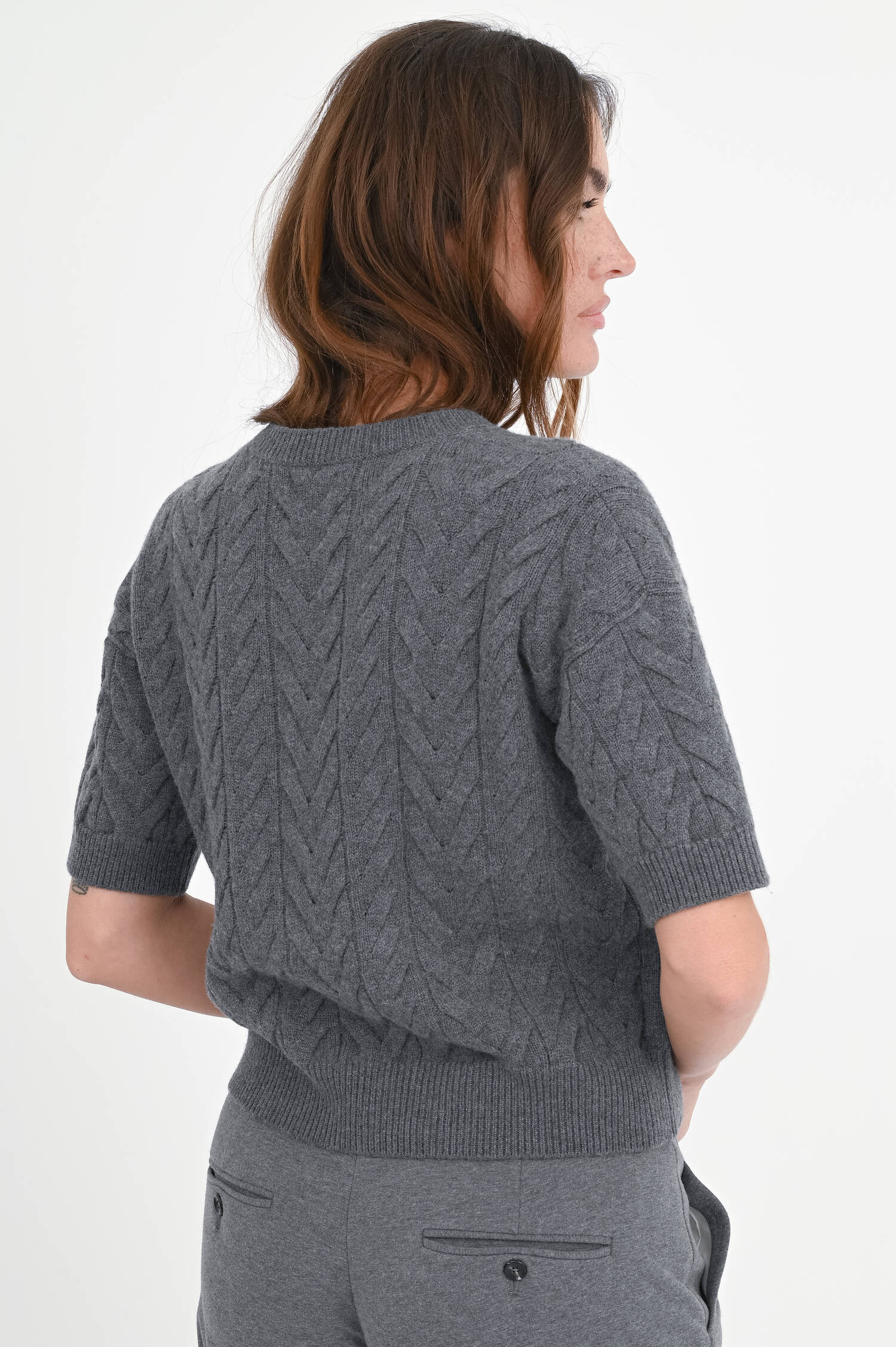 Kurzarm-Woll-Pullover DOMINUS in Grau Kurzarm-Woll-Pullover DOMINUS in Grau