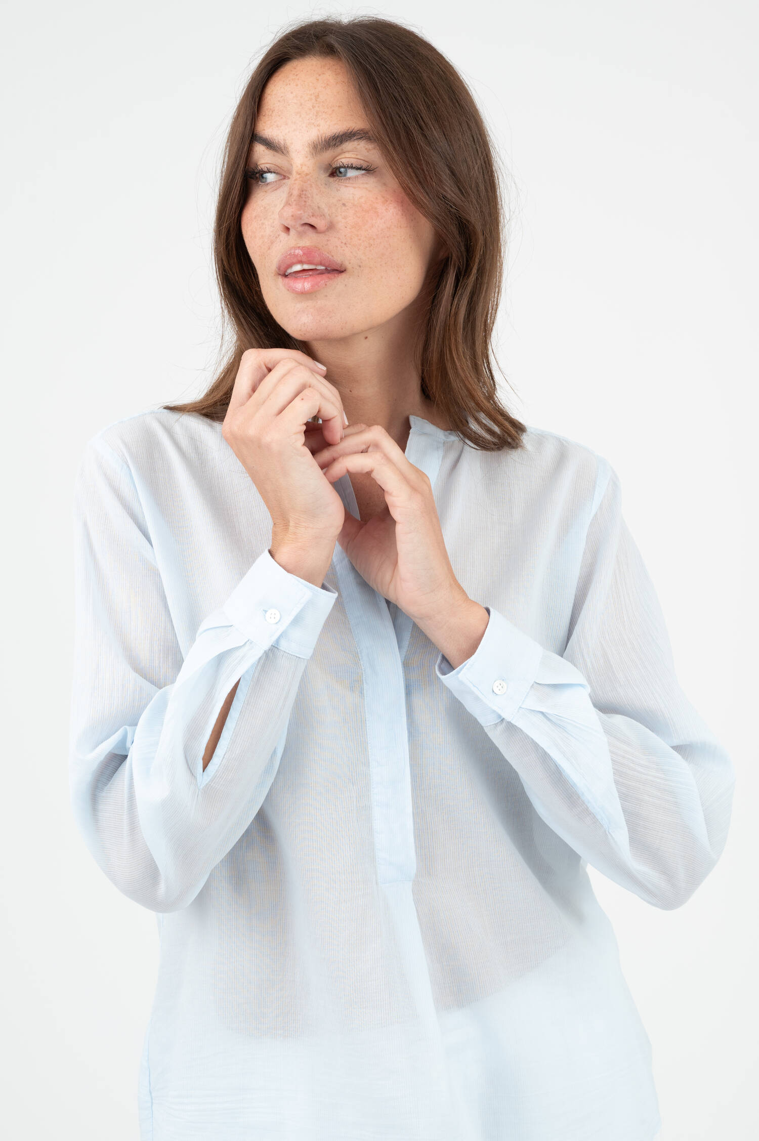 Bluse in Hellblau Bluse in Hellblau