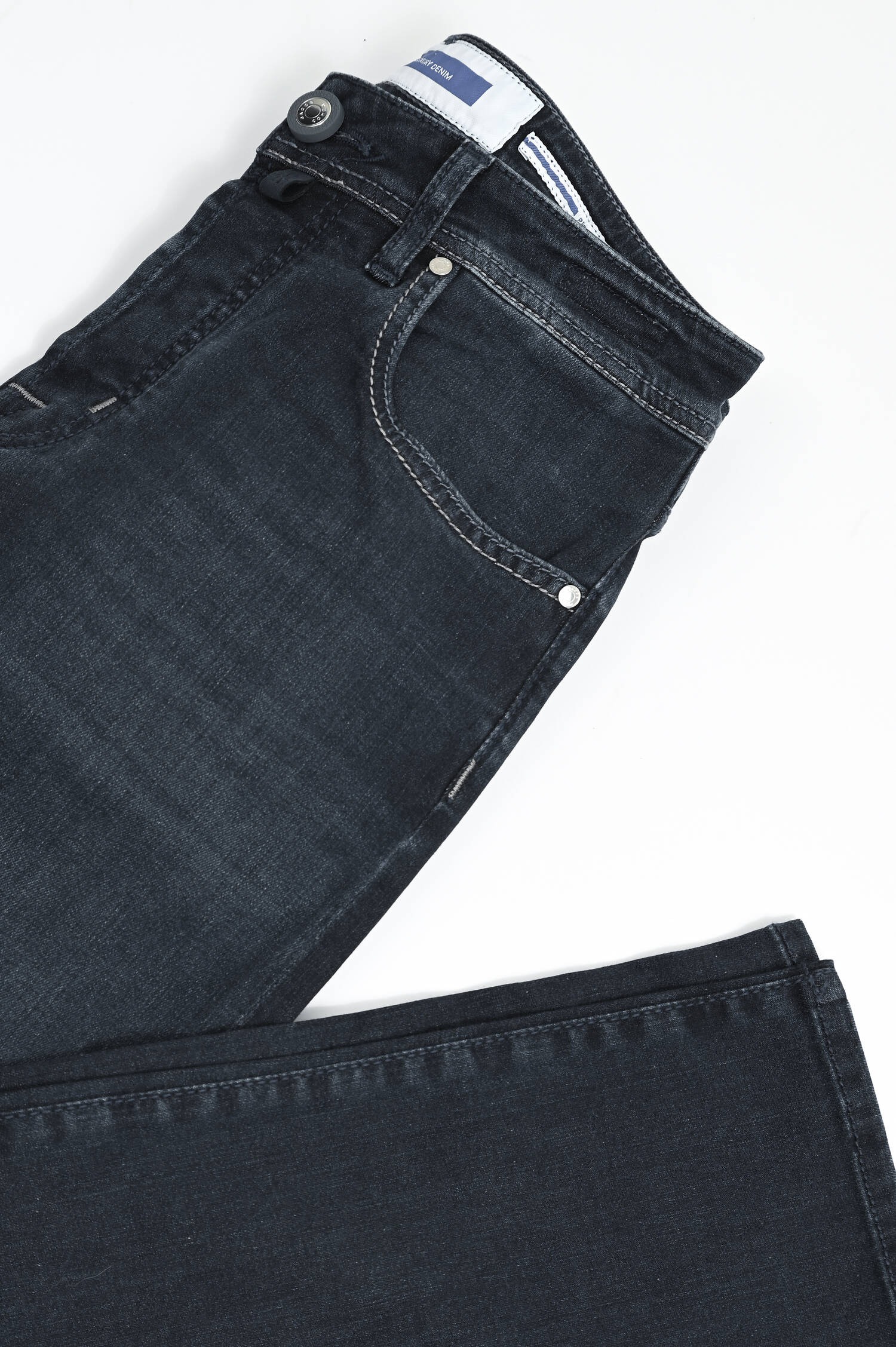 Slim Fit Jeans BARD in Dark Blue Slim Fit Jeans BARD in Dark Blue