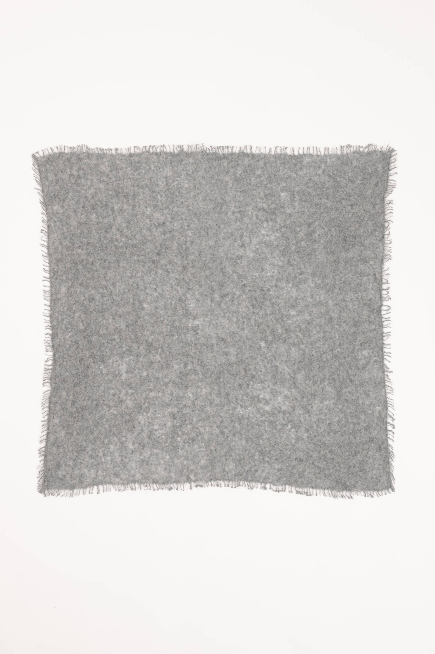 Doppelfädiger Cashmere Schal in Grau meliert Doppelfädiger Cashmere Schal in Grau meliert