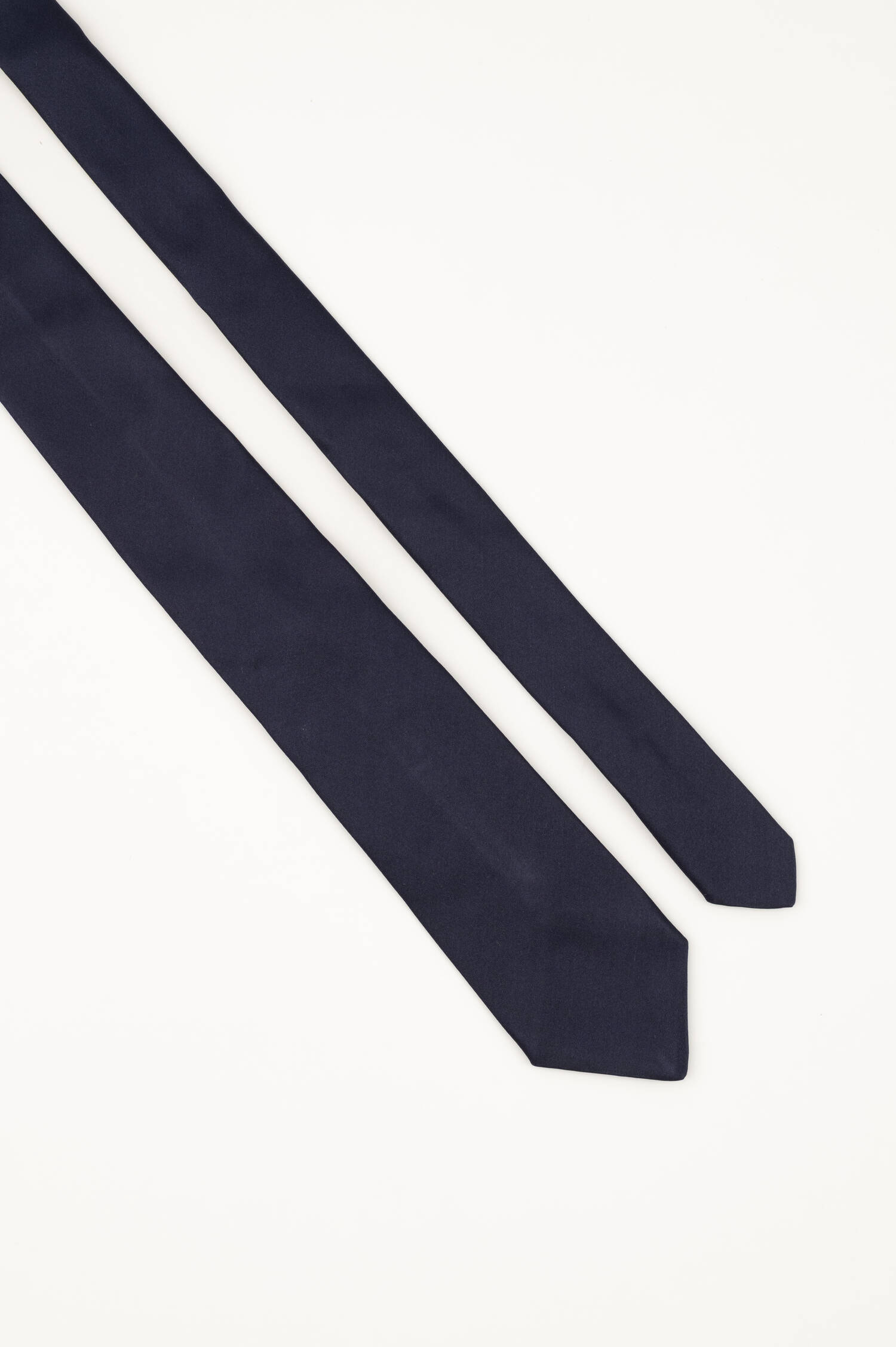 Krawatte aus Seide in Navyblau Krawatte aus Seide in Navyblau