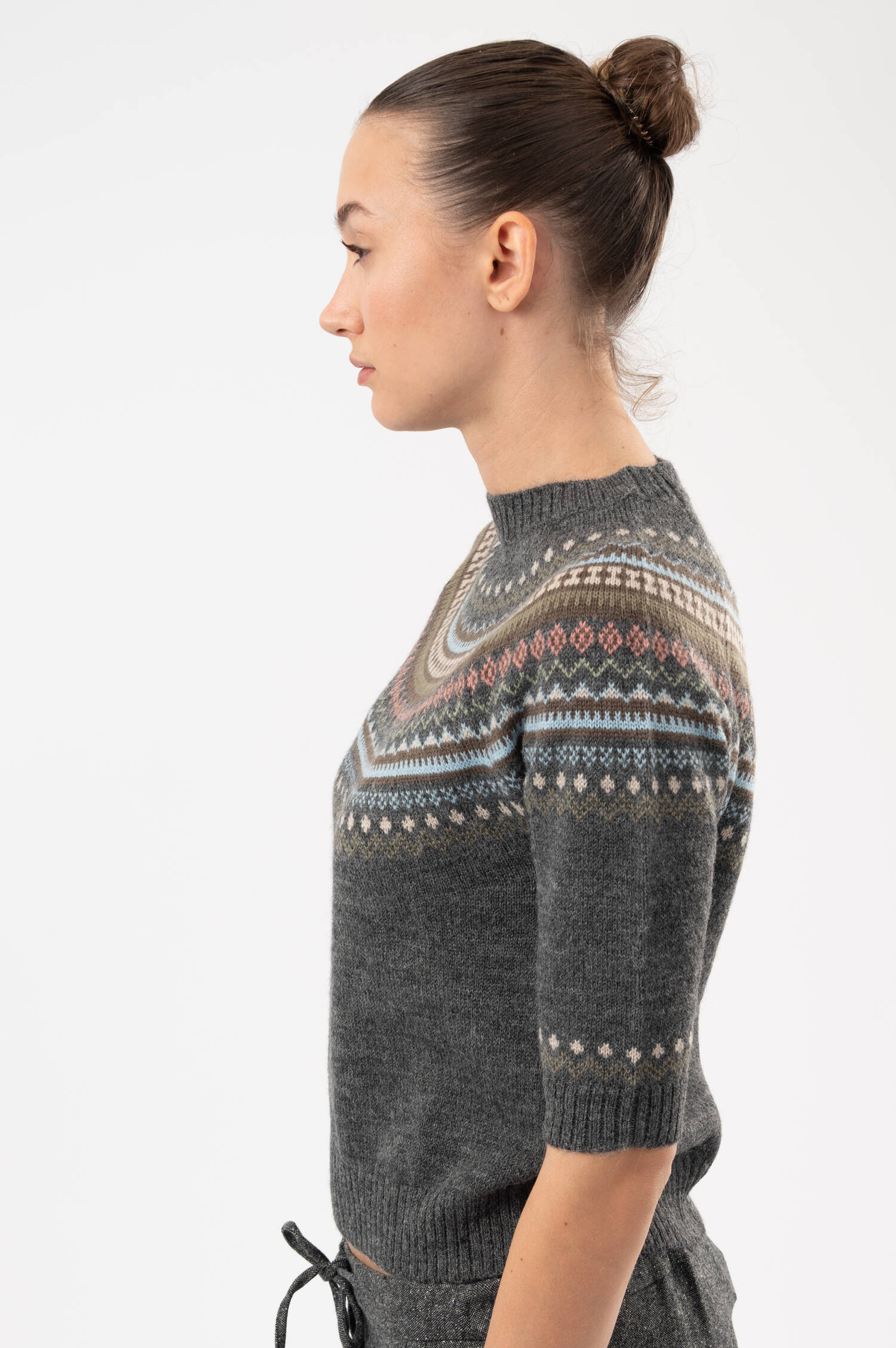 Pullover in Grau