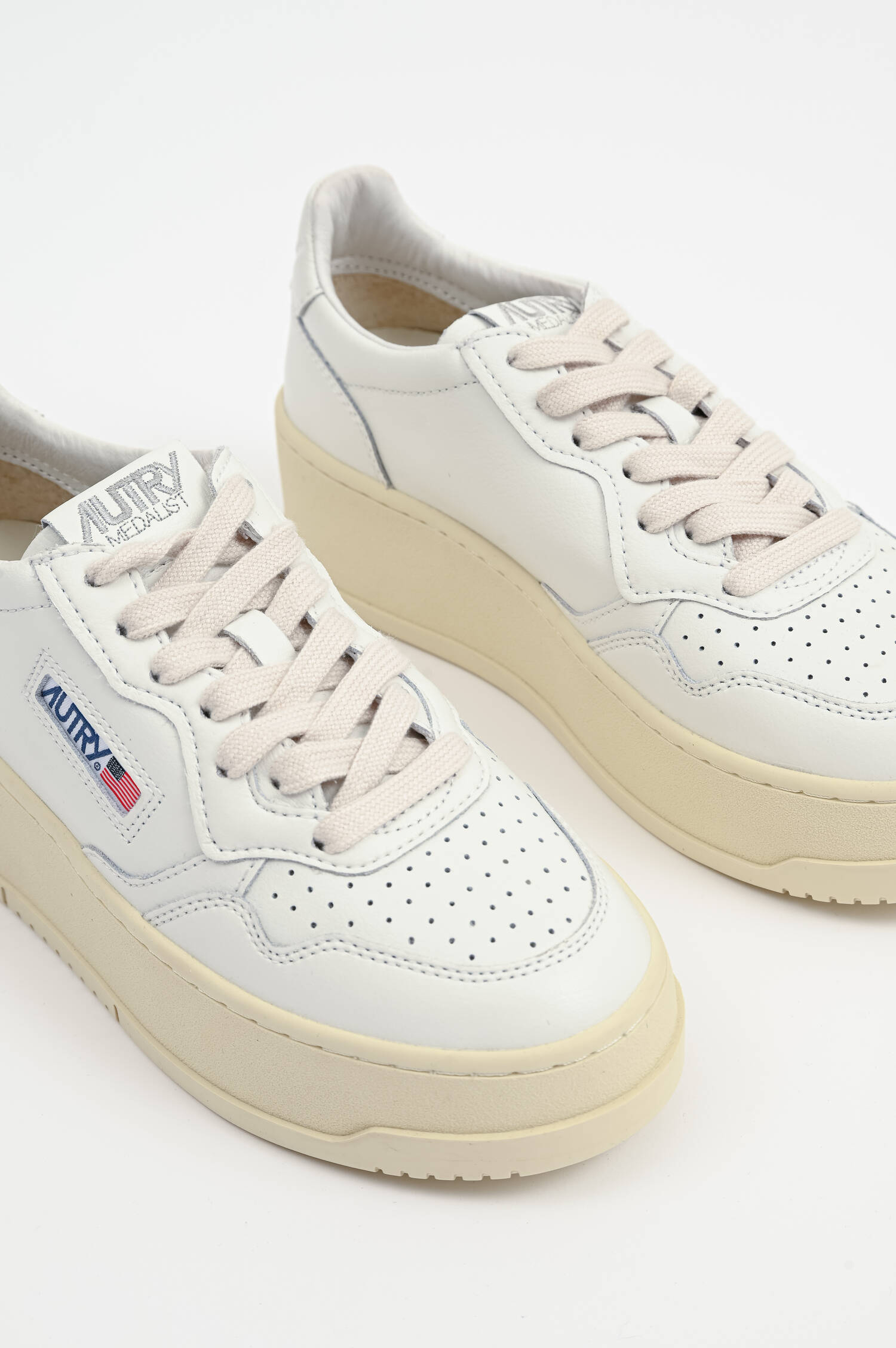 Sneaker PLATTFORM LOW in Weiß