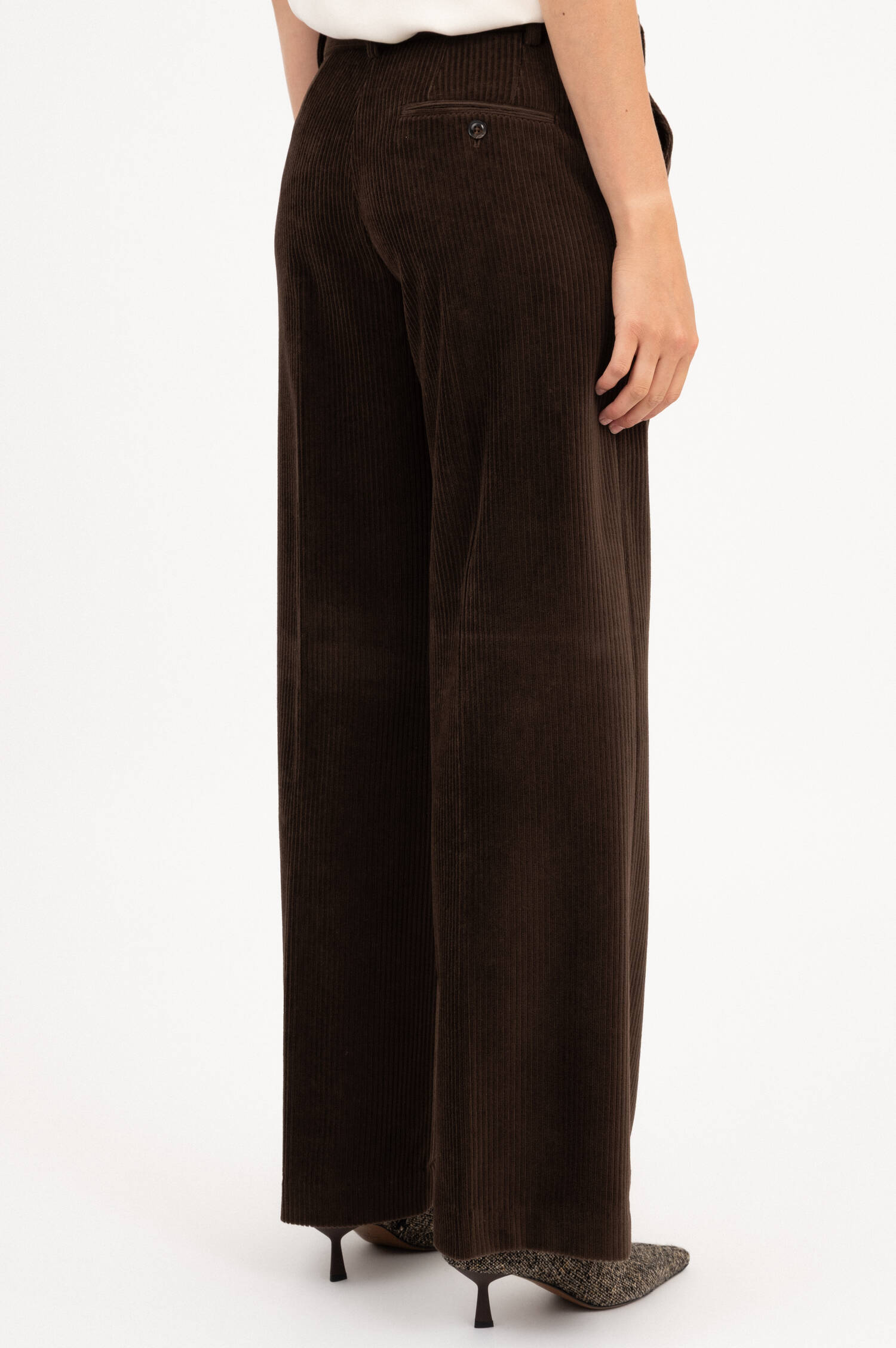 Cordhose in Braun