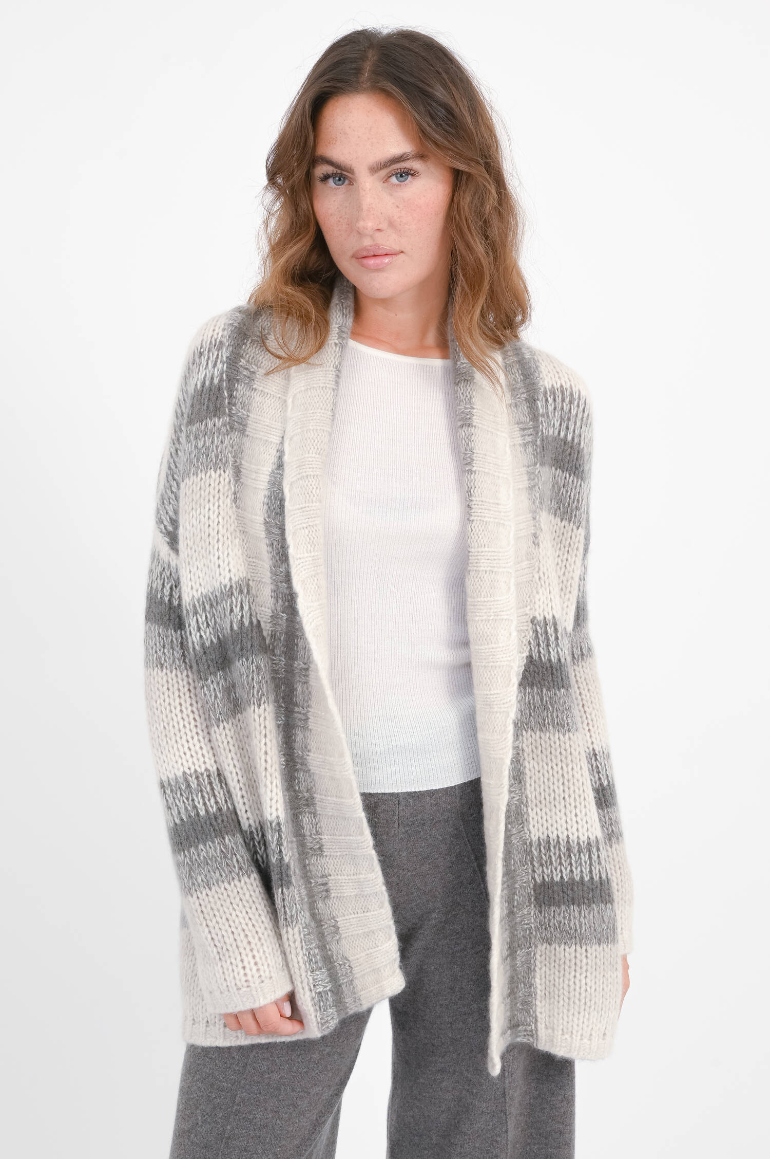 Loungewear Strickjacke in Storm Grey/White Loungewear Strickjacke in Storm Grey/White
