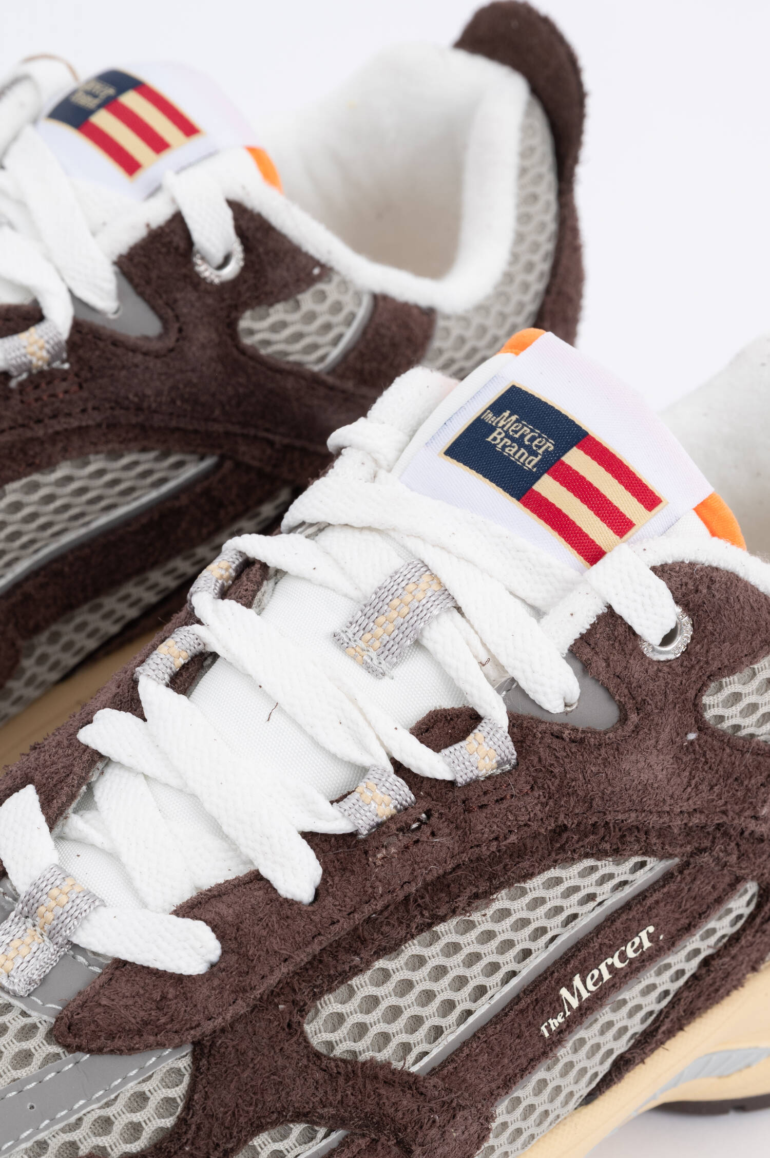 Sneaker RE-RUN AMERICANA in Braun Sneaker RE-RUN AMERICANA in Braun