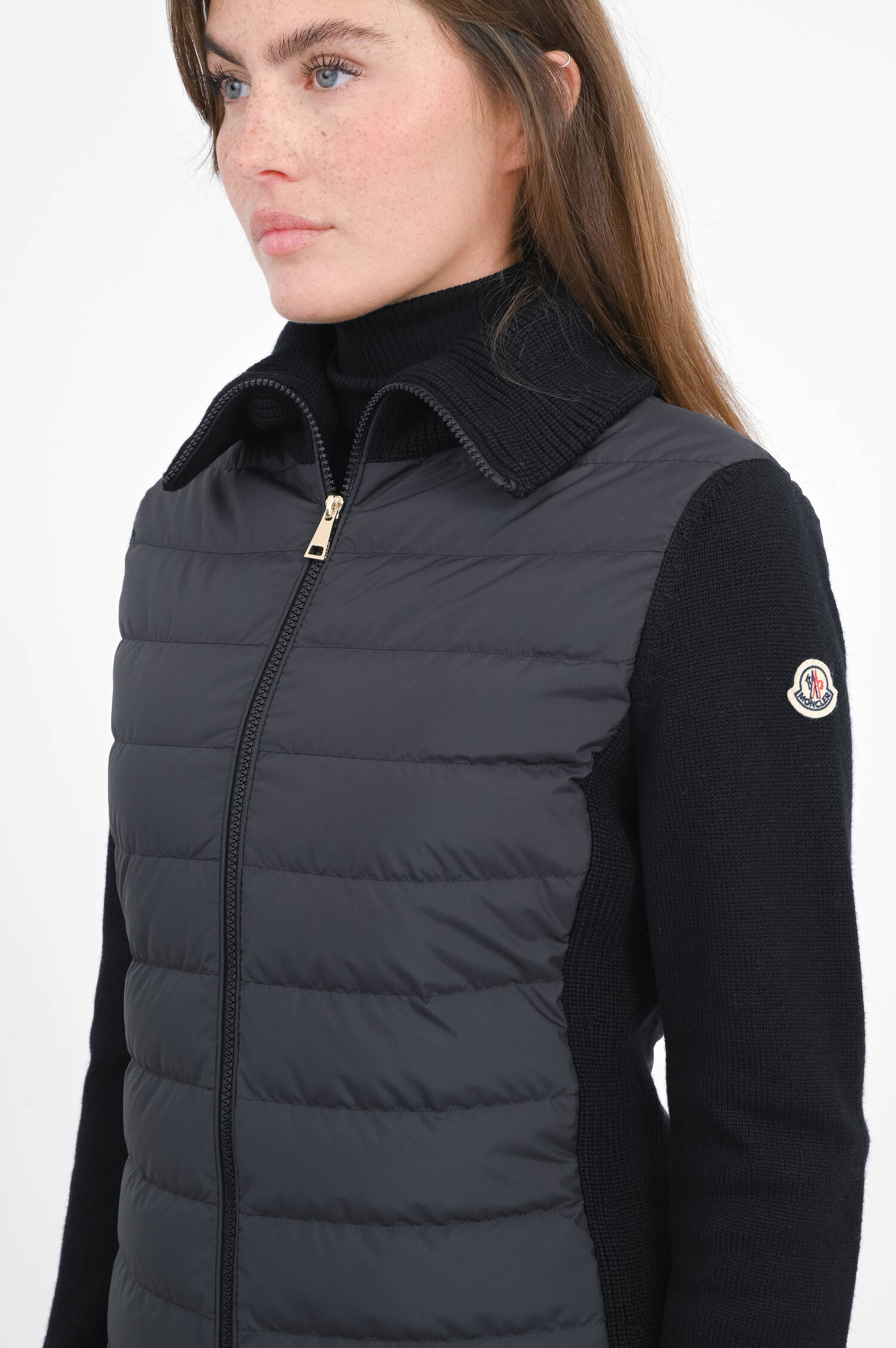 Hybrid Strickjacke mit Stehkragen in Schwarz