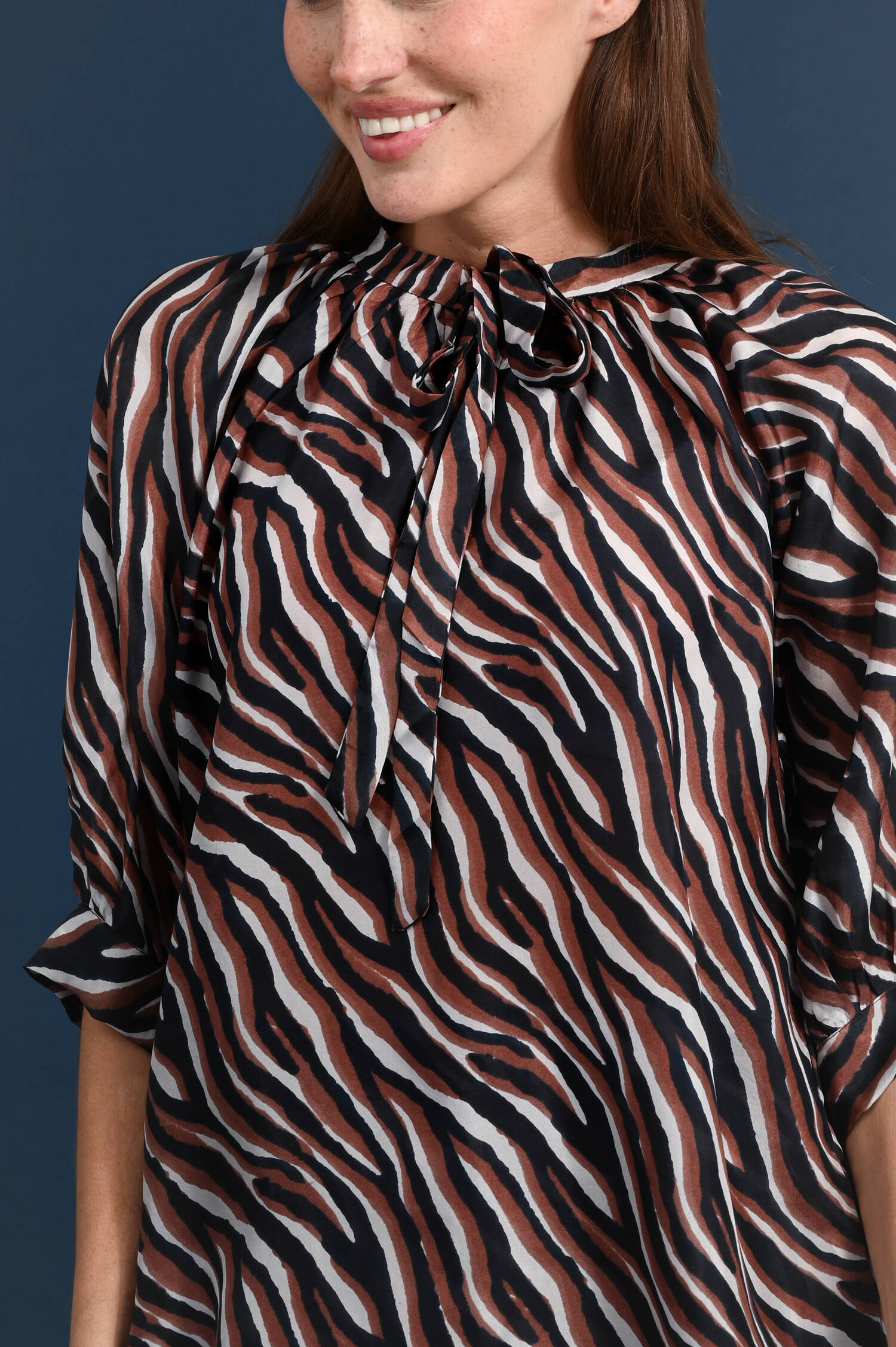 Seiden Kurzarmbluse FELLO in Zebra gemustert
