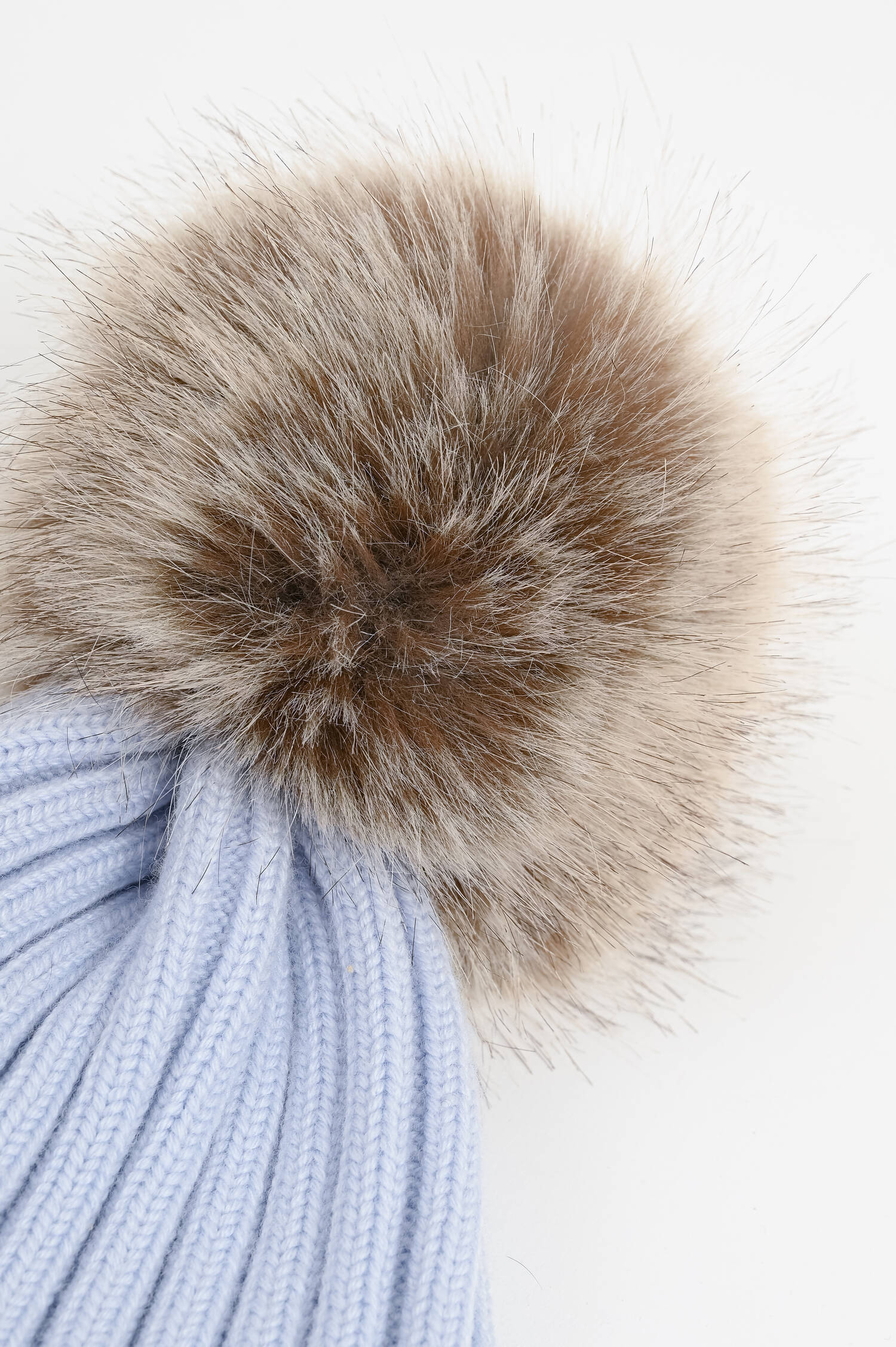 Wollmütze mit Logo in Hellblau