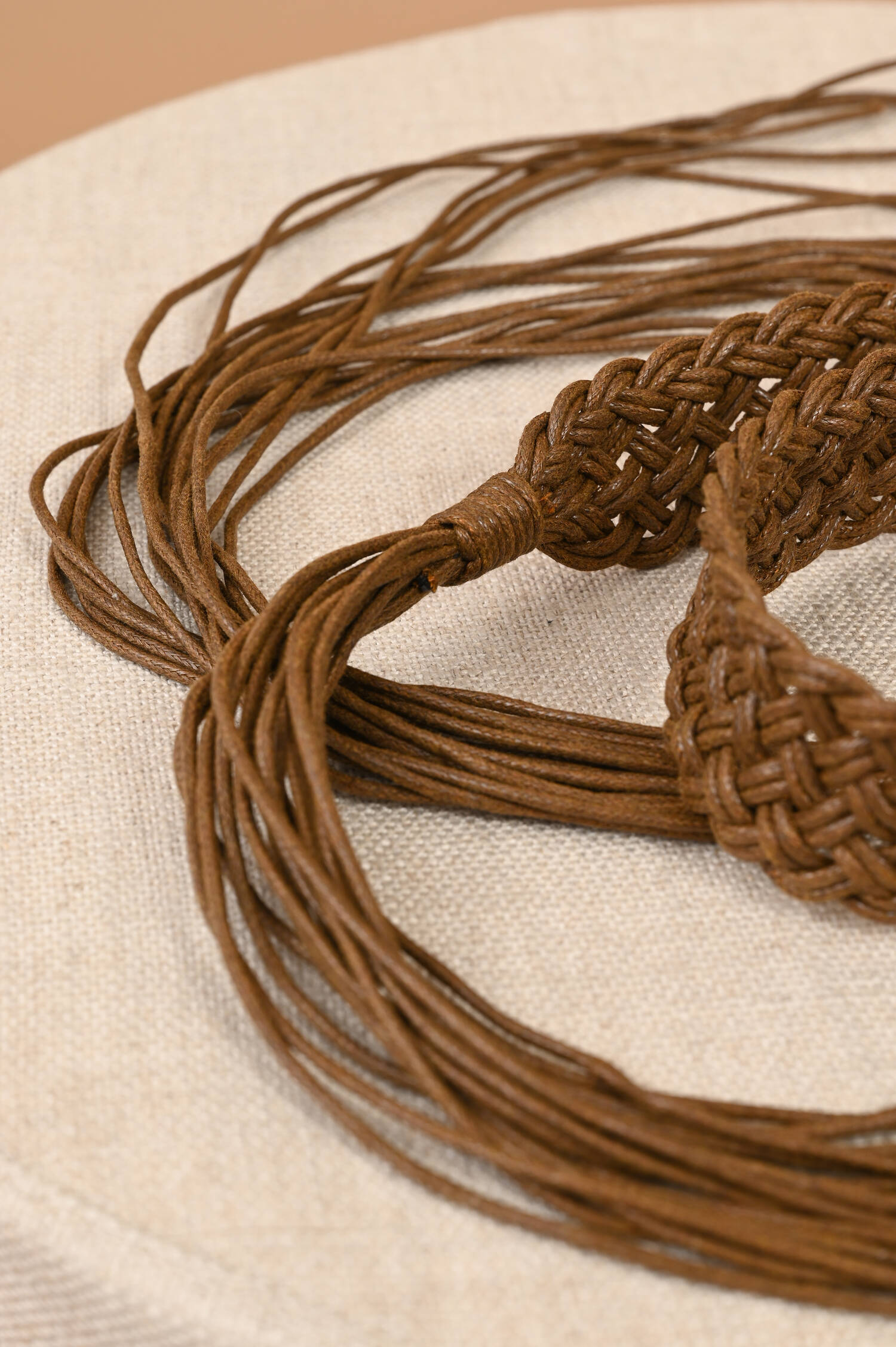 Bindegürtel in Braun