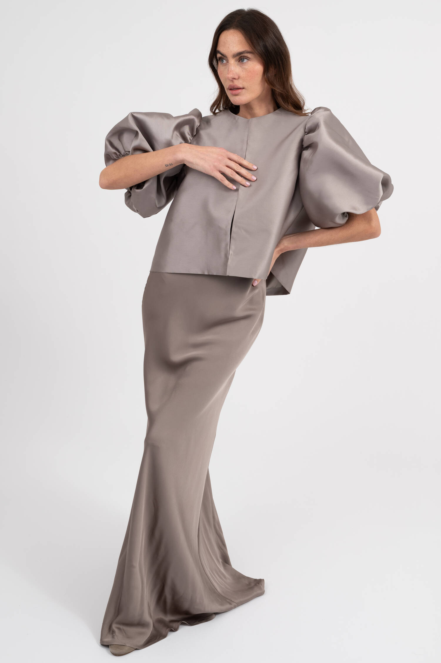 Blazer Jacke CLEO mit Puffärmel in Graphitegrau Blazer Jacke CLEO mit Puffärmel in Graphitegrau