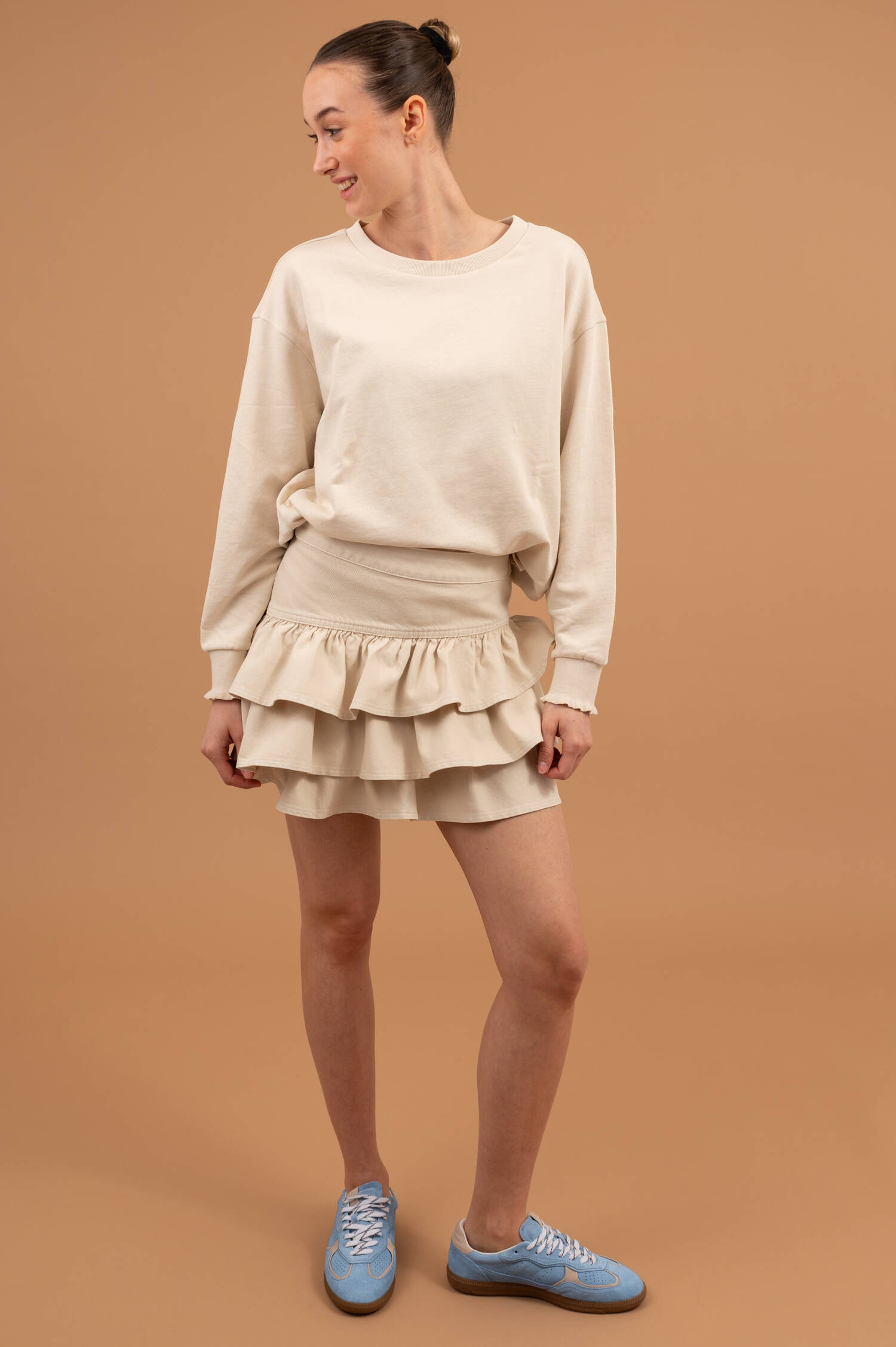 Denimrock mit Volants in Beige Denimrock mit Volants in Beige