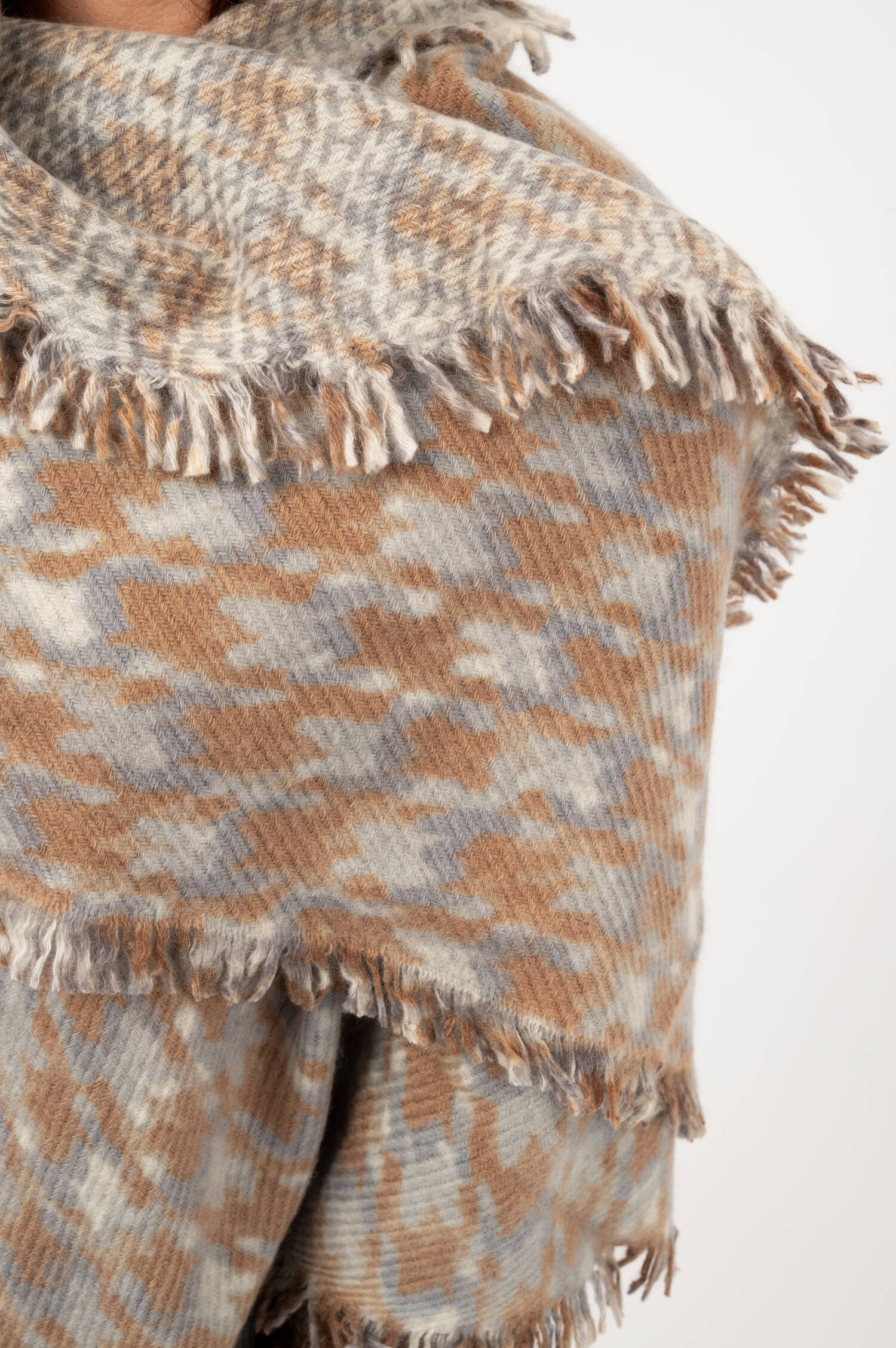 Cashmere-Schal mit Print in Blau/Braun