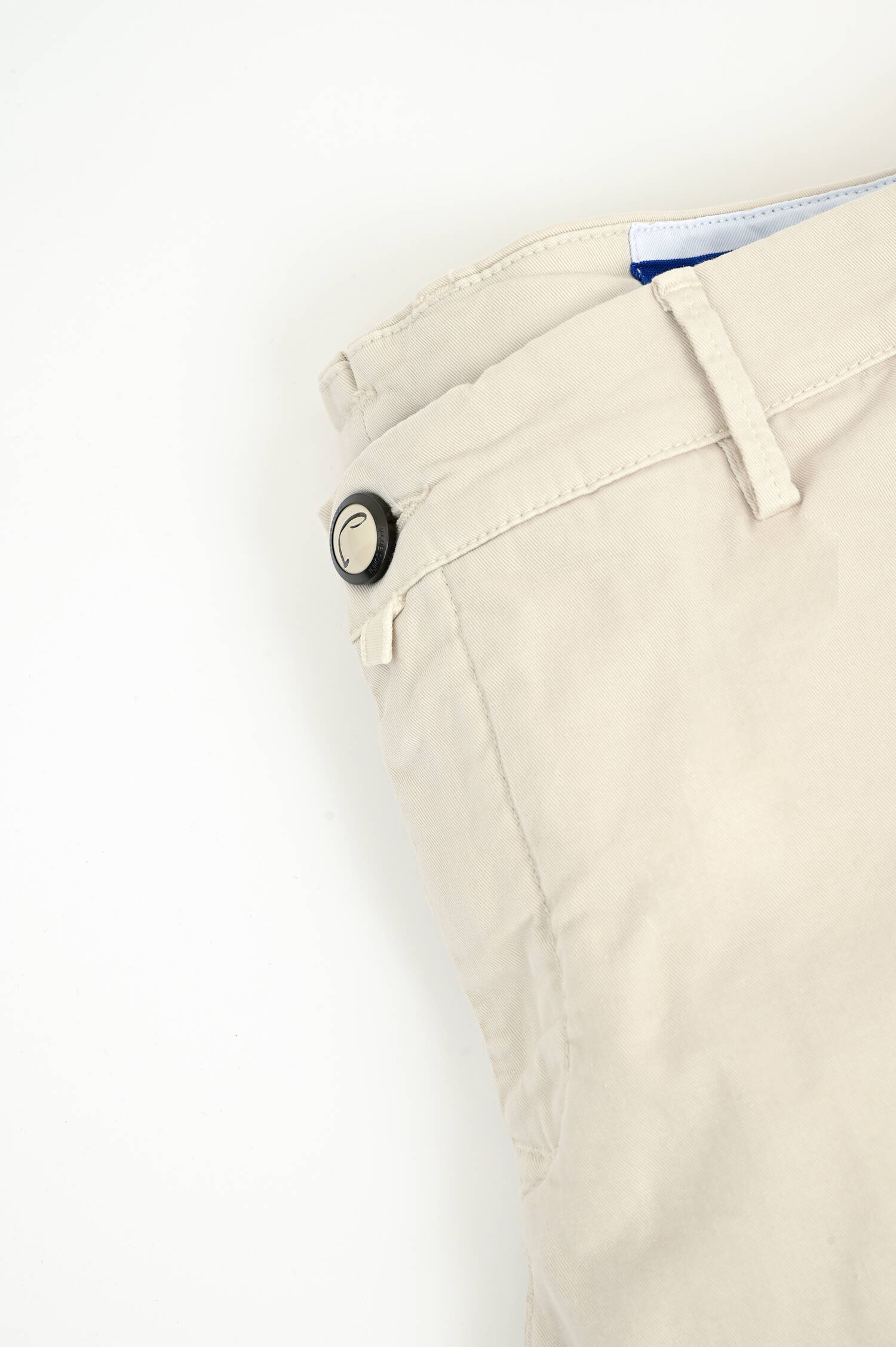 Slim Fit Chino BOBBY in Creme Slim Fit Chino BOBBY in Creme