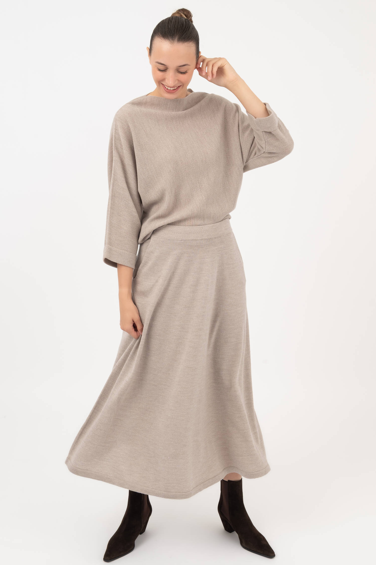 Midi-Rock aus Merinowolle in Beige