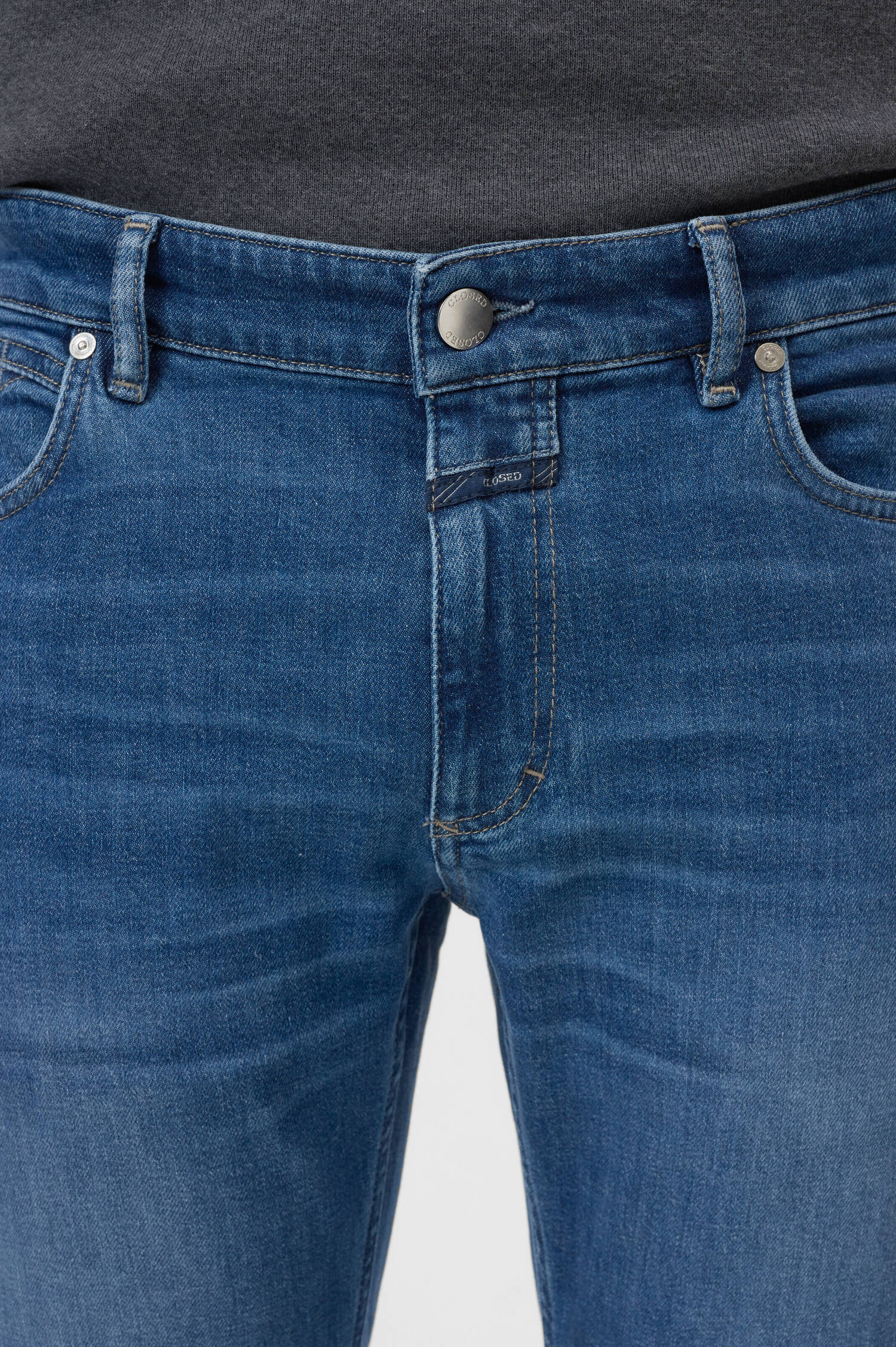 Jeans UNITY SLIM 5-Pocket Style in Mittelblau Jeans UNITY SLIM 5-Pocket Style in Mittelblau