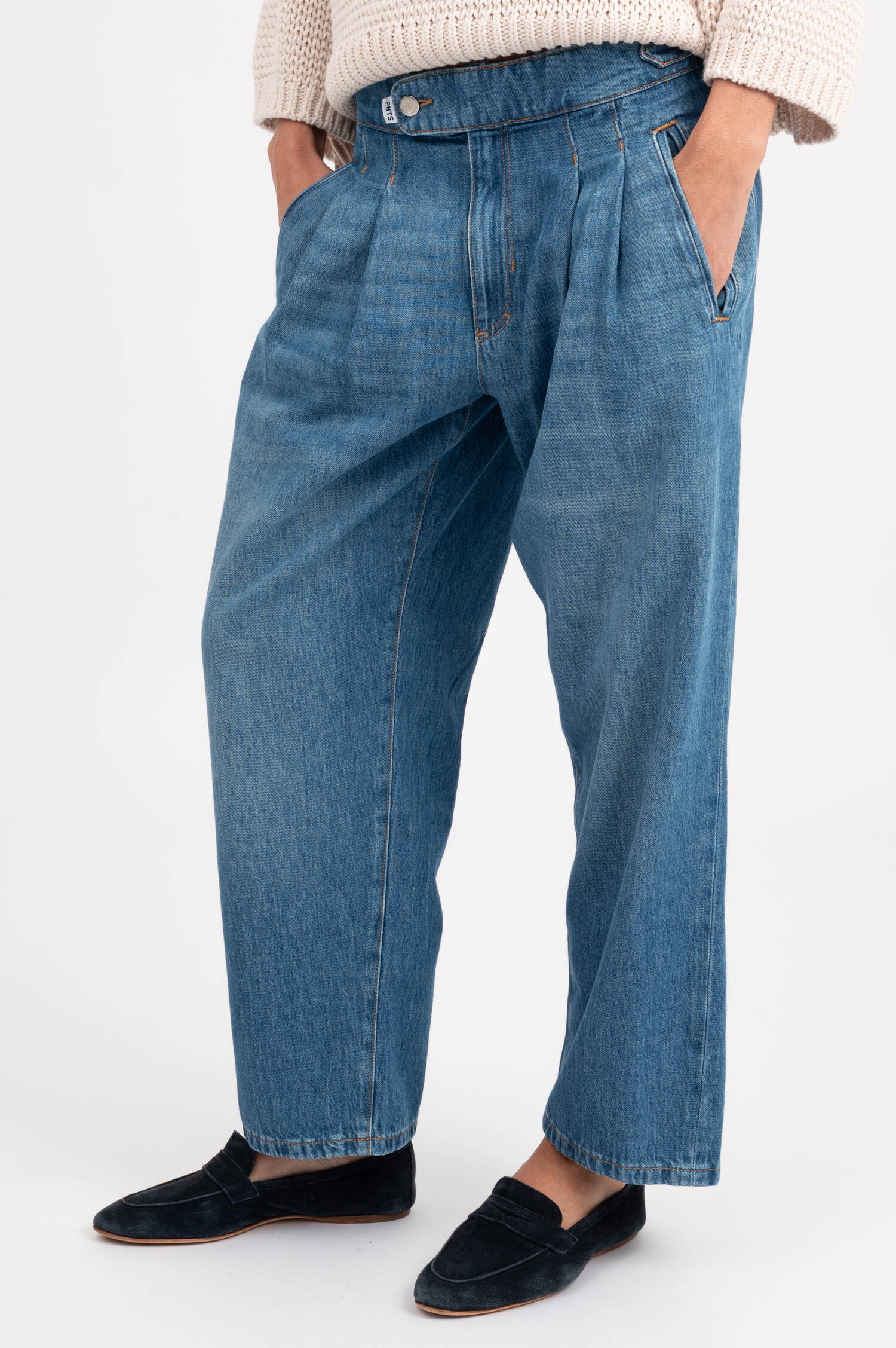 Barrel-Jeans THE FRIEND in Mittelblau Barrel-Jeans THE FRIEND in Mittelblau