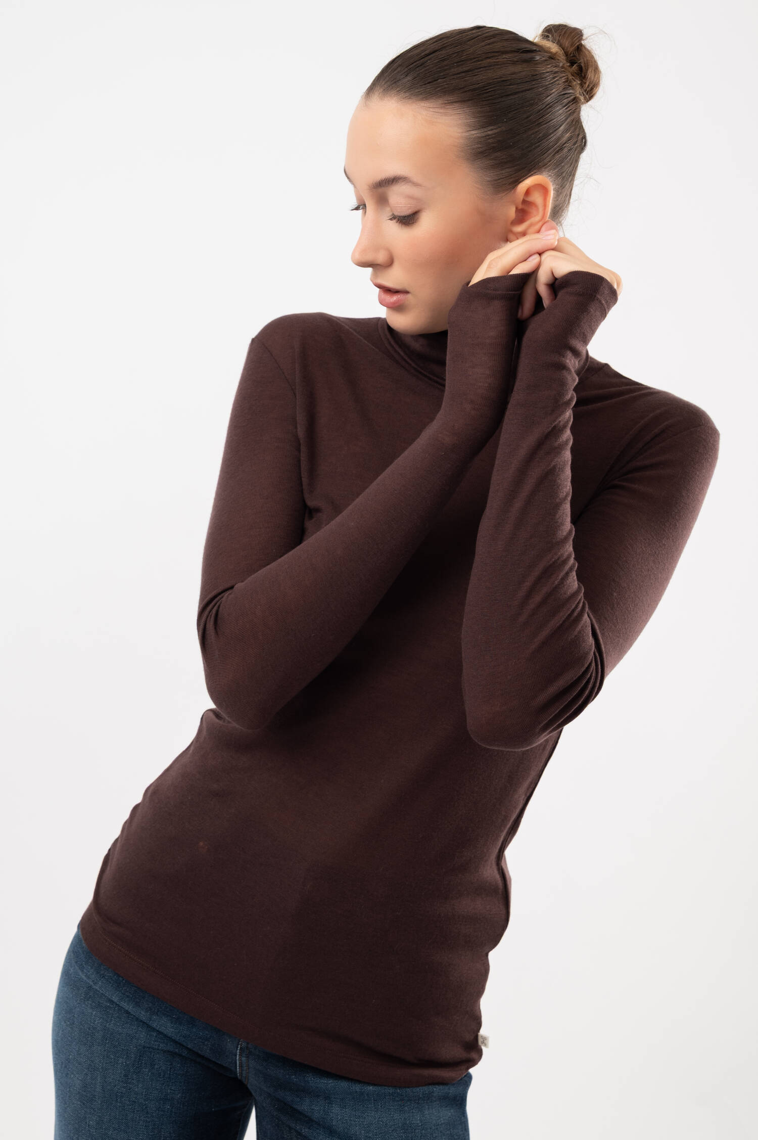 Langarm-Rollkragenshirt in Braun